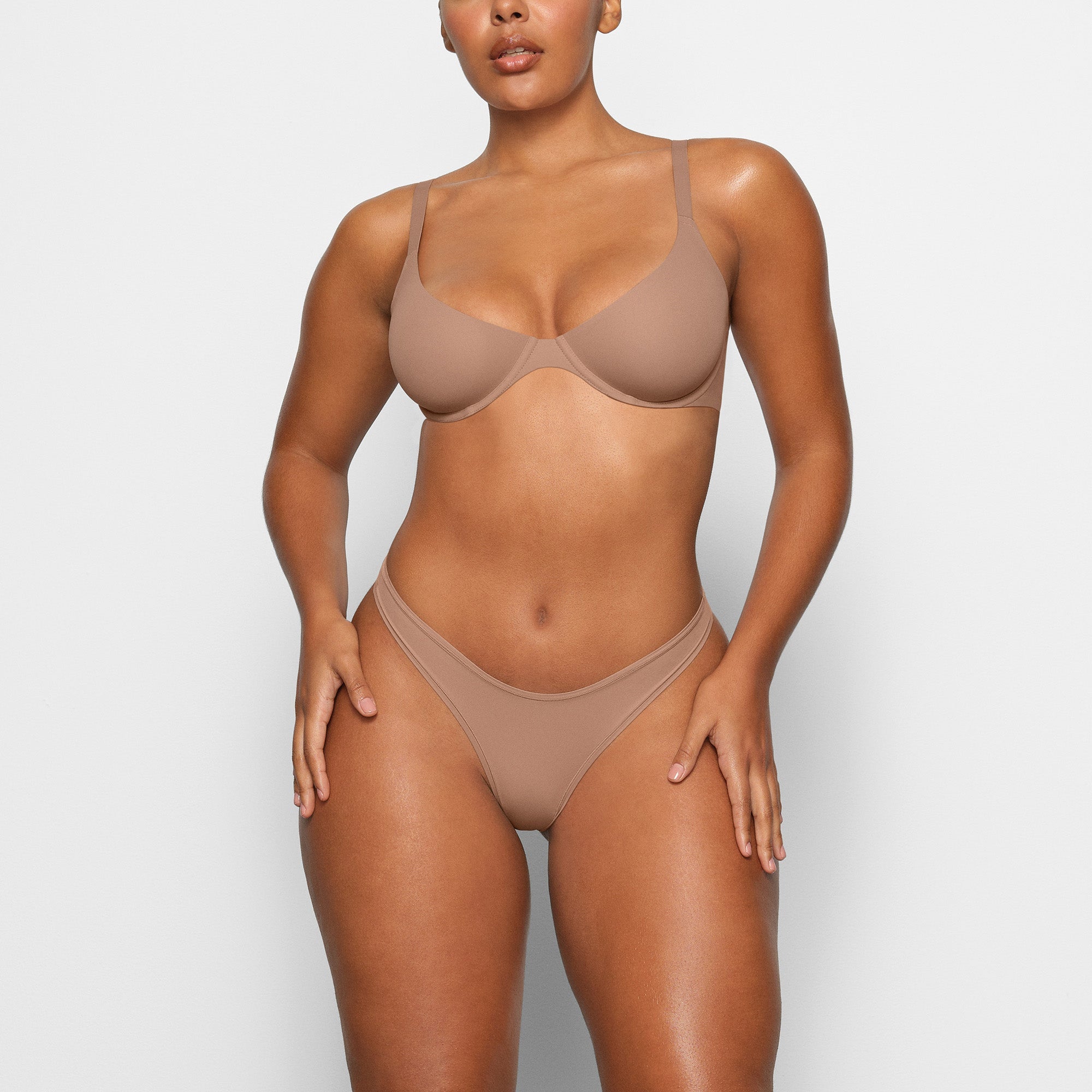 SKIMS FITS EVERYBODY PLUNGE BRA | SIENNA - Mind Türkiye