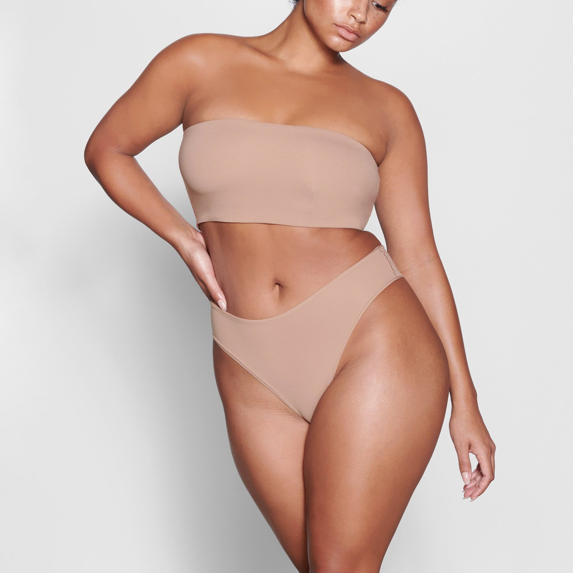 SKIMS FITS EVERYBODY BANDEAU | SIENNA - Mind Türkiye