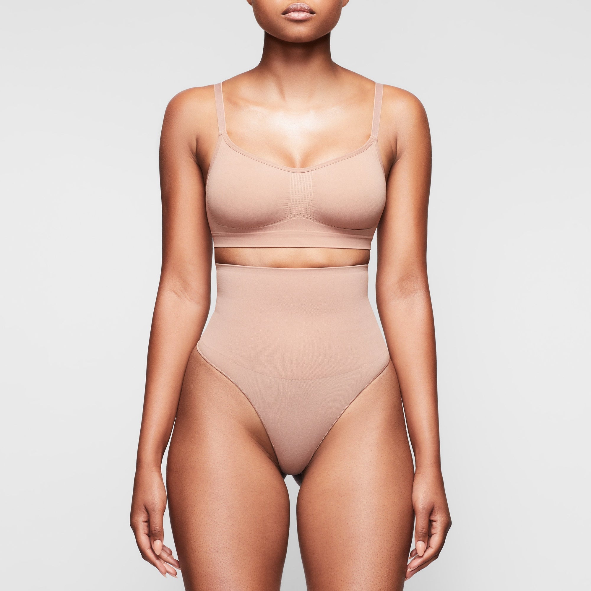 SKIMS SEAMLESS SCULPT BRALETTE | SIENNA - Mind Türkiye
