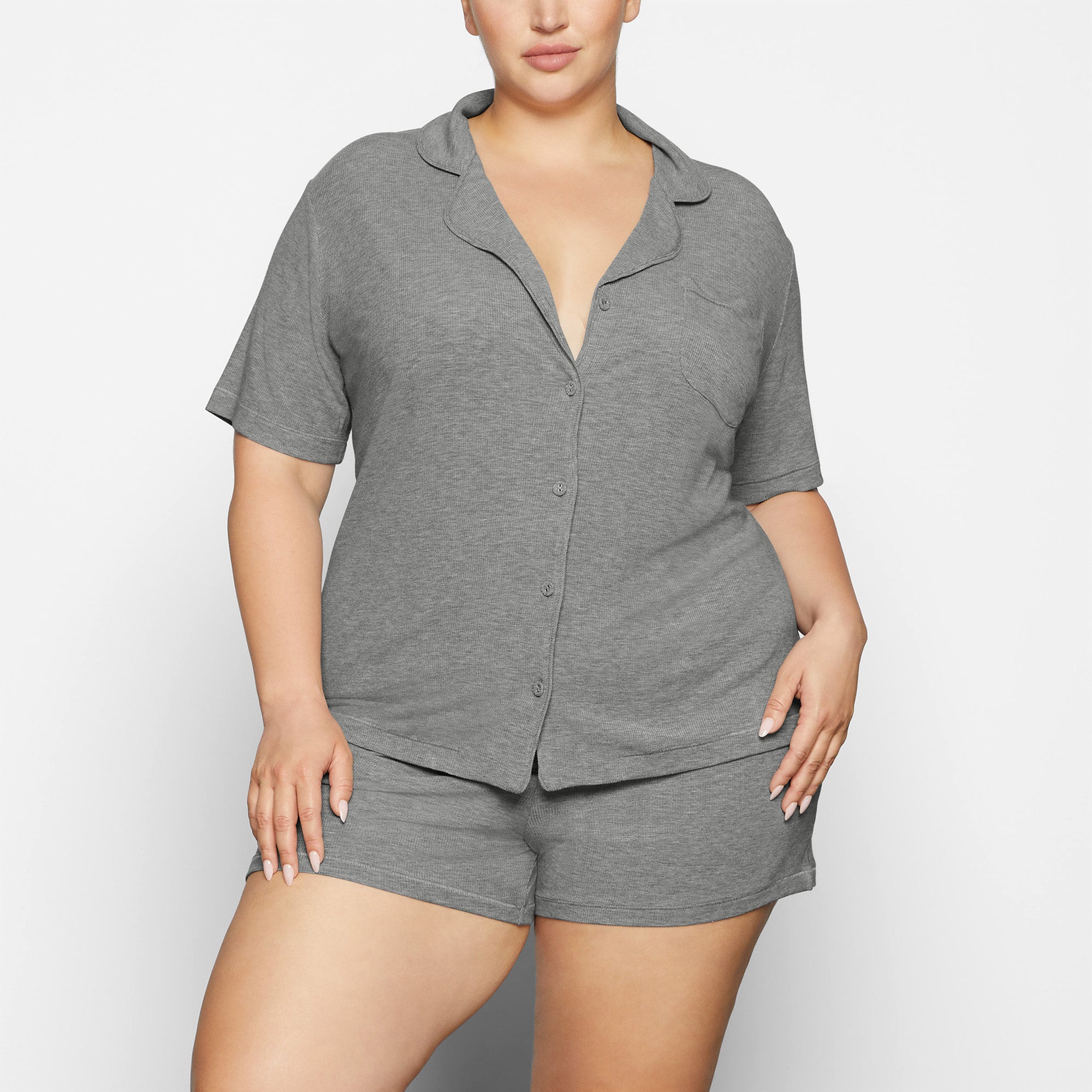 SKIMS SOFT LOUNGE SHORT SLEEP SET | HEATHER GREY - Mind Türkiye
