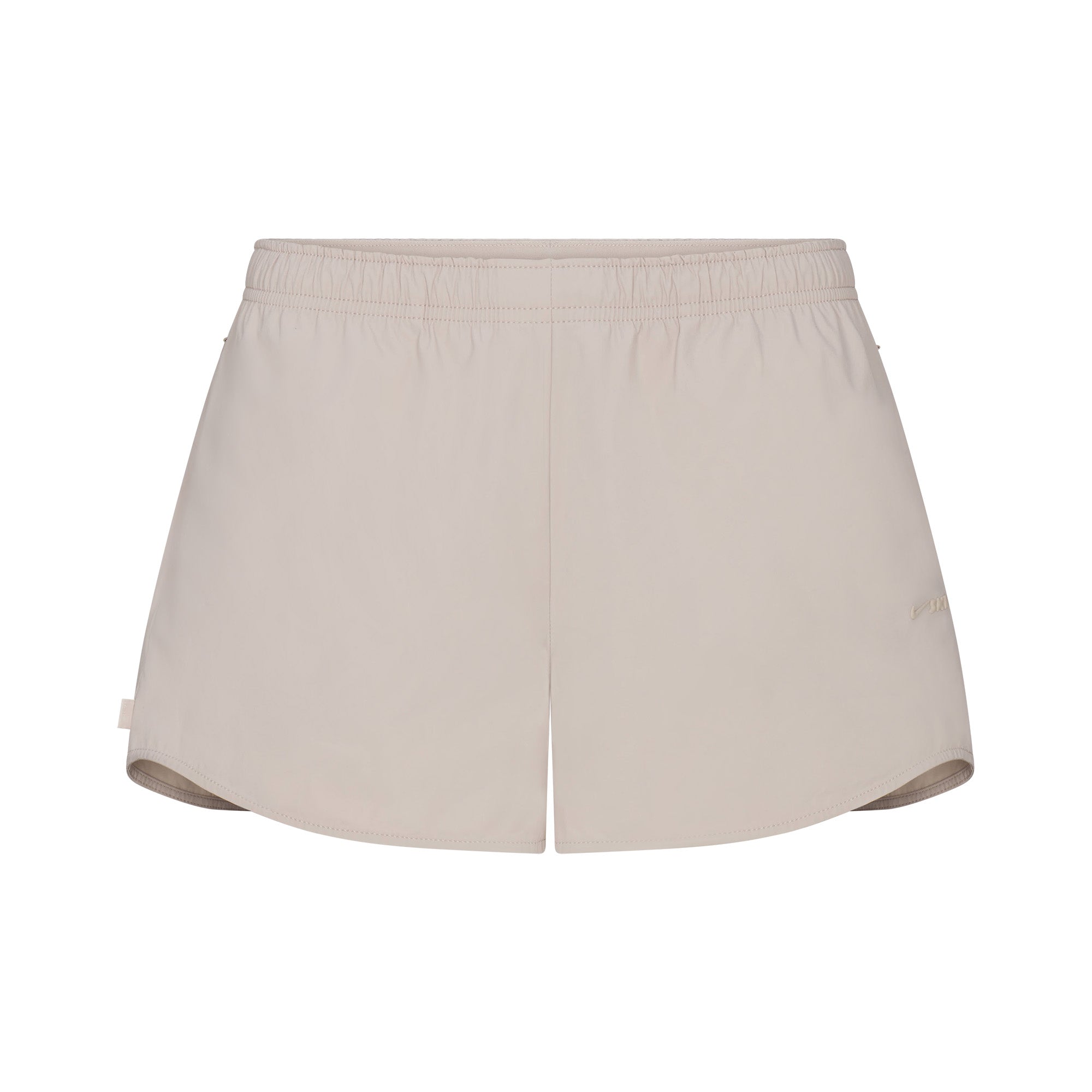 NikeSKIMS WOVEN NYLON 2.5″ RUNNER SHORT | STONE - Mind Türkiye