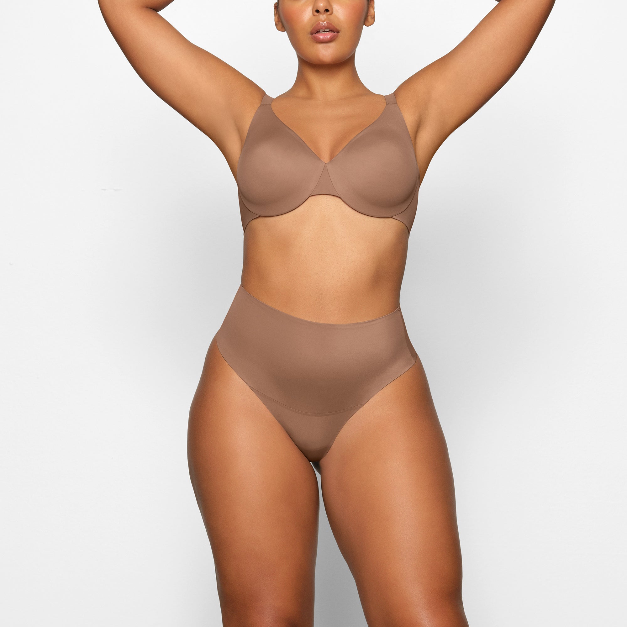 SKIMS SMOOTHING INTIMATES HIGH-WAISTED THONG | SIENNA - Mind Türkiye