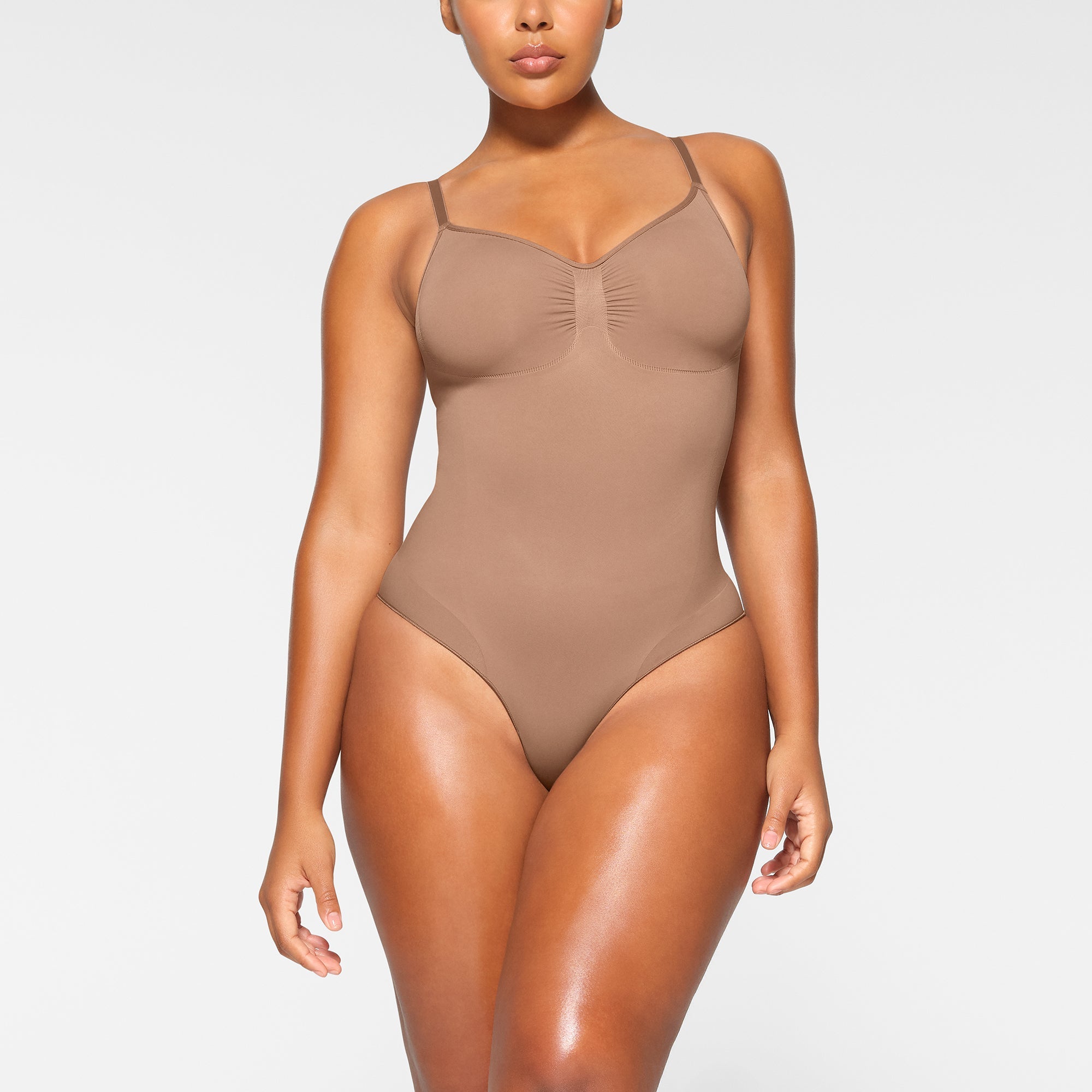 SKIMS SEAMLESS SCULPT BRIEF BODYSUIT | SIENNA - Mind Türkiye