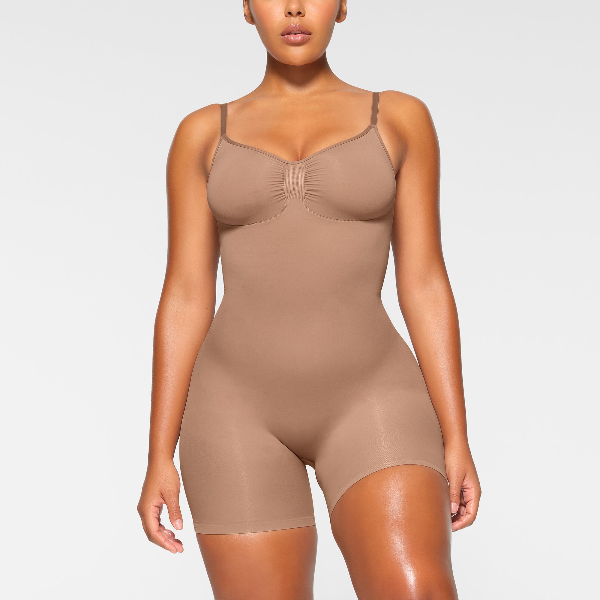 SKIMS SEAMLESS SCULPT MID THIGH BODYSUIT | SIENNA - Mind Türkiye
