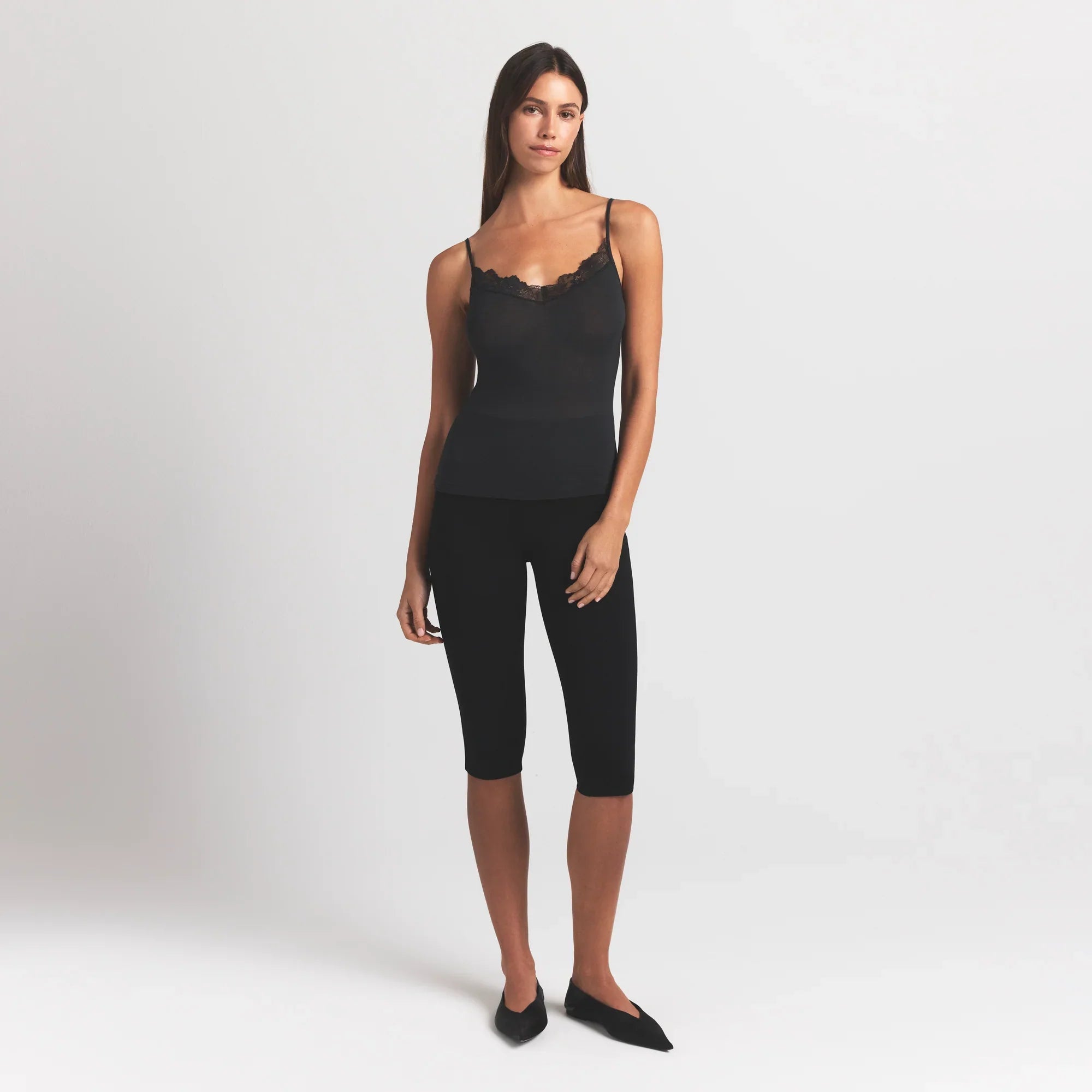 SKIMS SHEER MODAL LACE CAMI | ONYX - Mind Türkiye