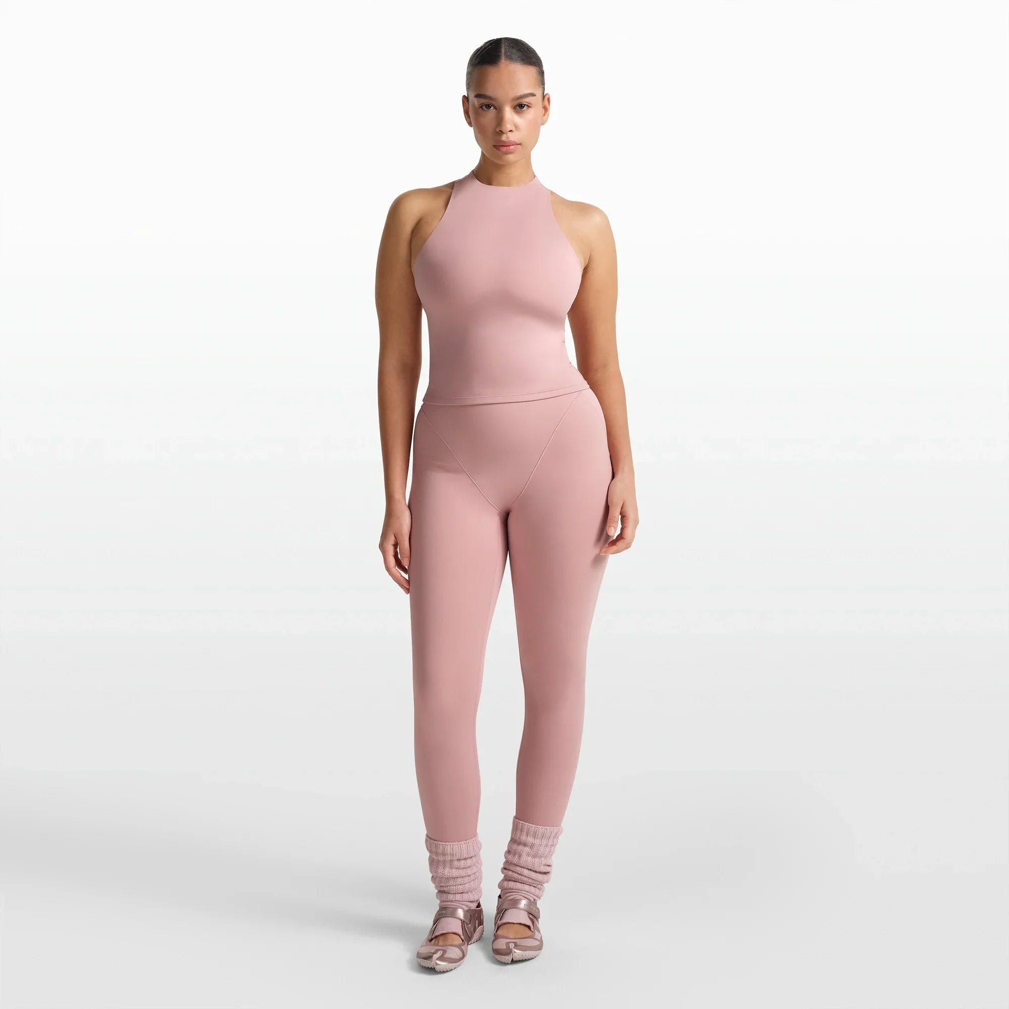 NikeSKIMS MATTE MOCK NECK RACER TANK | HIMALAYAN - Mind Türkiye