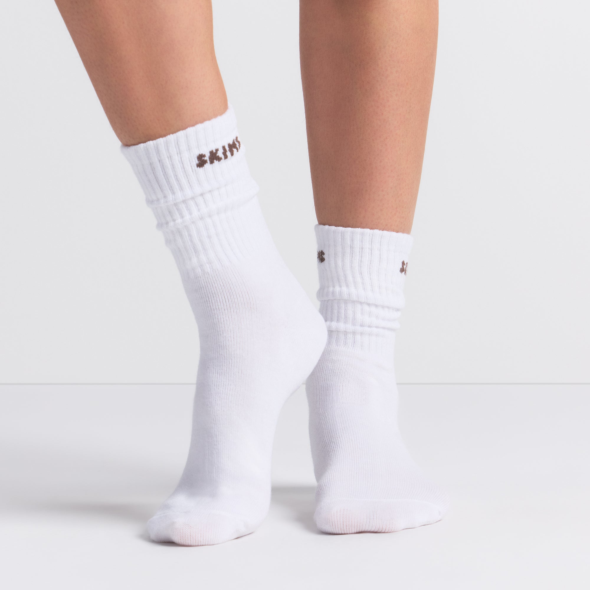SKIMS RIBBED CREW LOGO SOCK 3-PACK | SNOW - Mind Türkiye