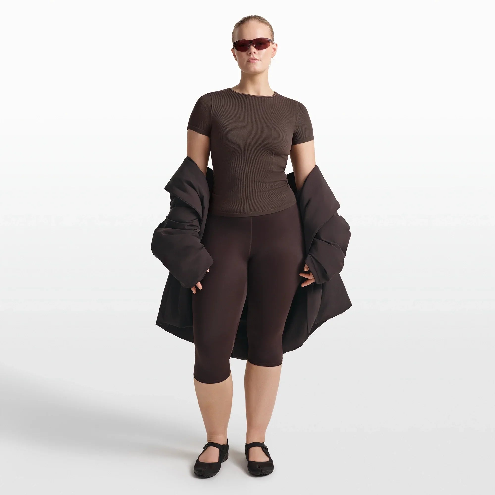 NikeSKIMS RIBBED SEAMLESS BABY TEE | PHOENIX - Mind Türkiye