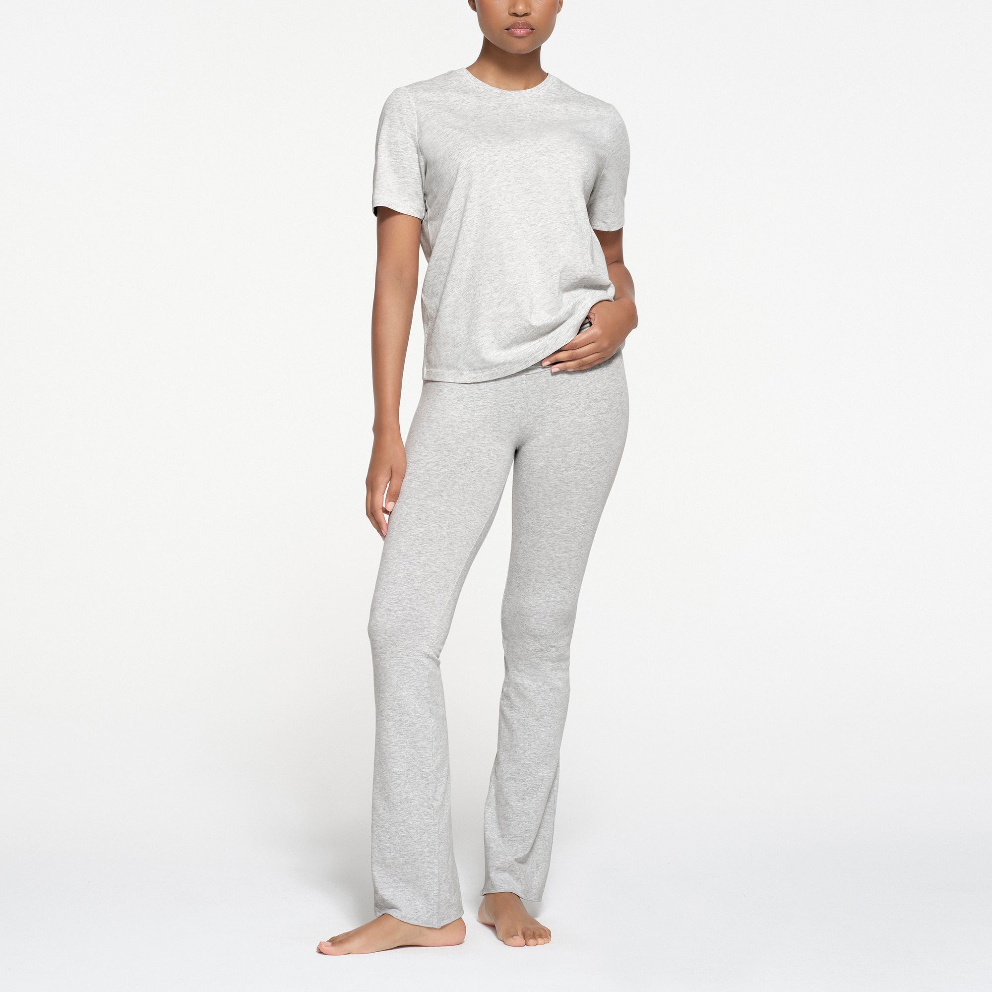 SKIMS RELAXED TEES T-SHIRT | LIGHT HEATHER GREY - Mind Türkiye