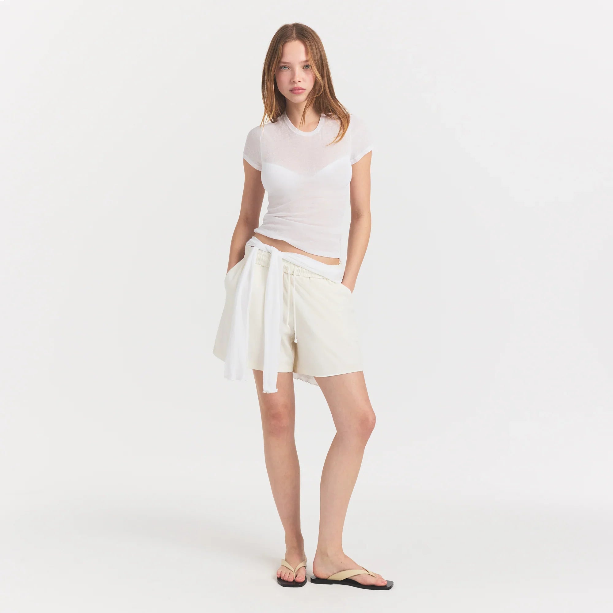 SKIMS SHEER RIB T-SHIRT | SNOW - Mind Türkiye