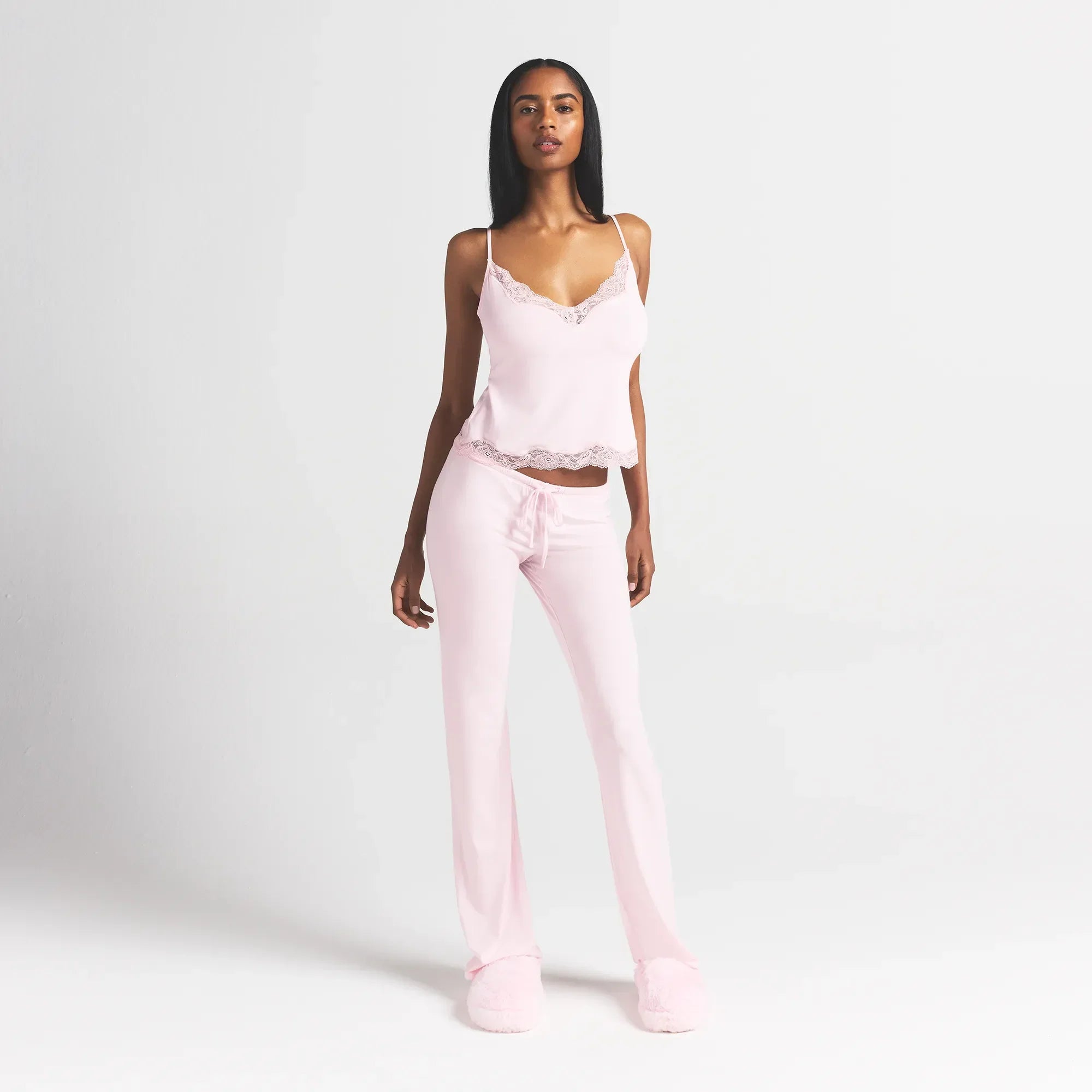 SKIMS SLEEP LACE CAMI AND PANT SET | BLOOM - Mind Türkiye