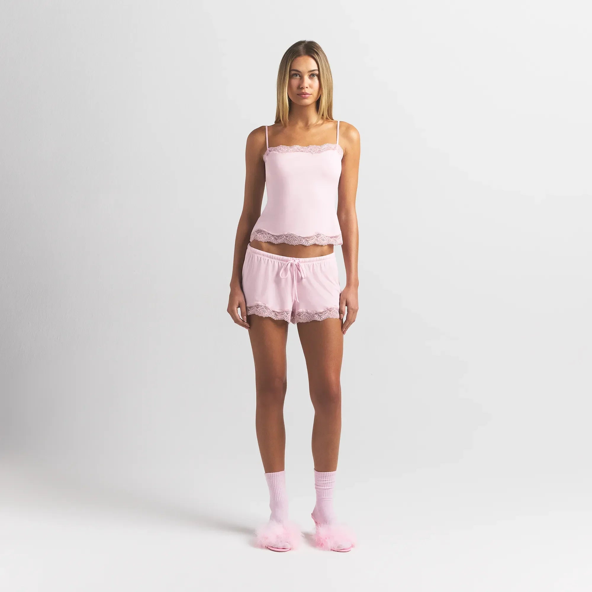 SKIMS SLEEP LACE CAMI AND SHORT SET | BLOOM - Mind Türkiye