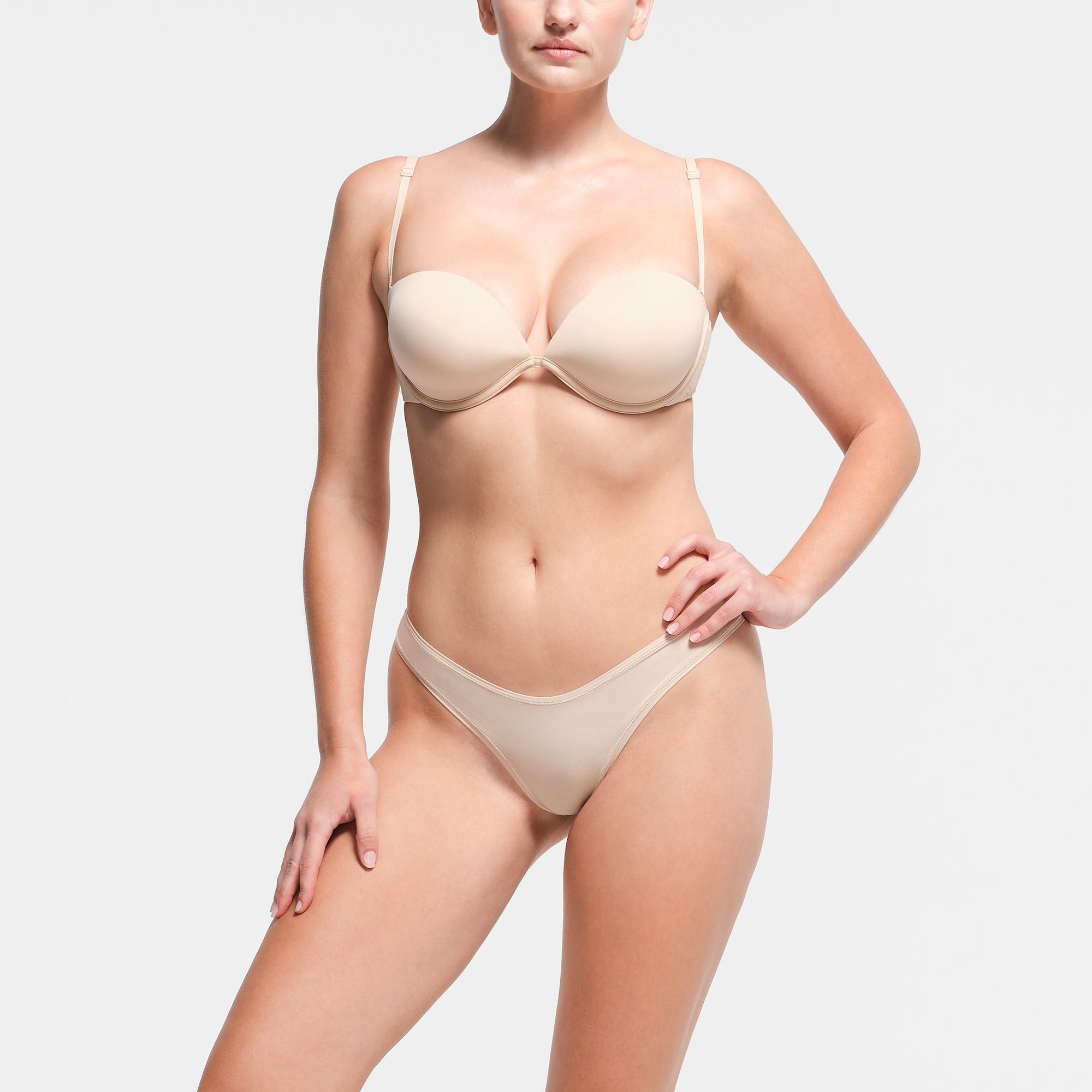 SKIMS MULTI-WAY BRA | SAND - Mind Türkiye