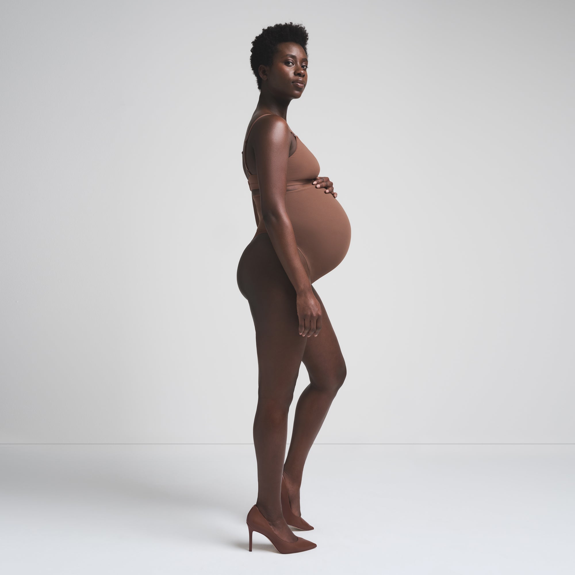 SKIMS FITS EVERYBODY MATERNITY HIGH-WAISTED THONG | JASPER - Mind Türkiye