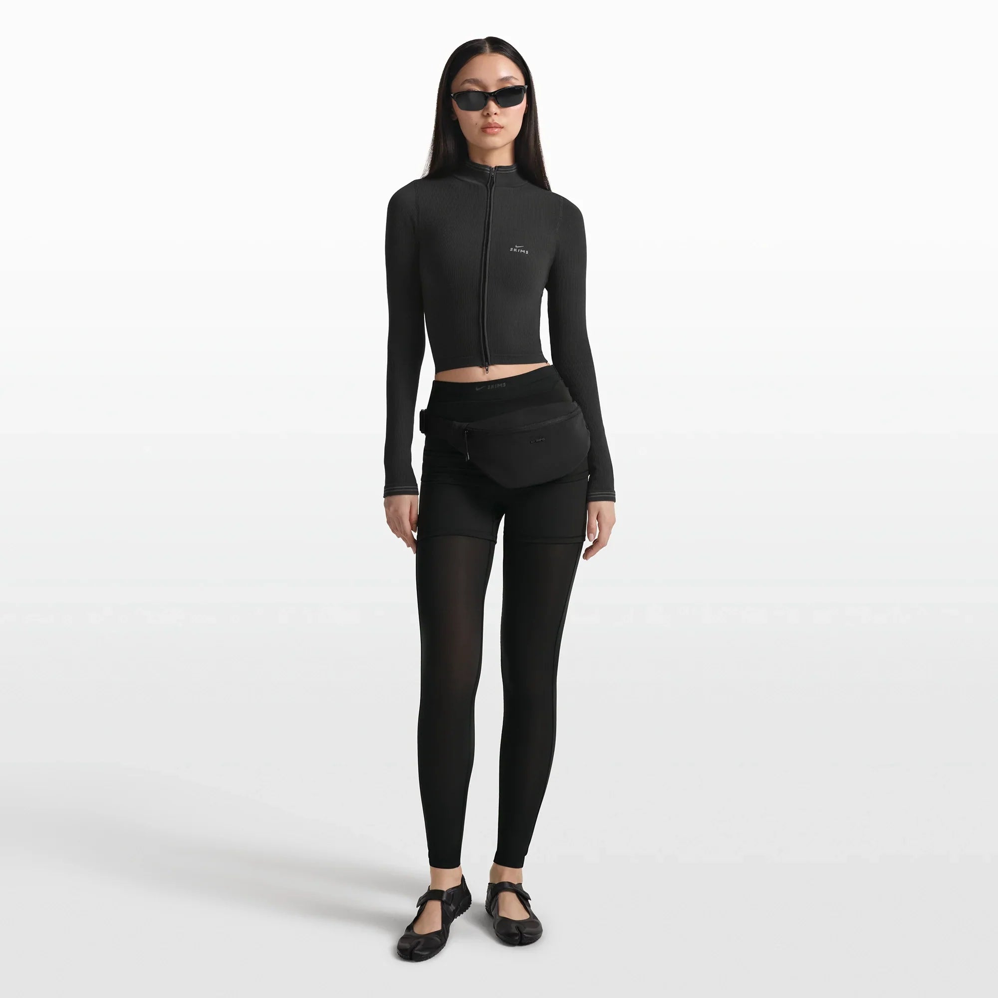 NikeSKIMS RIBBED SEAMLESS ZIP UP CROP JACKET | OBSIDIAN - Mind Türkiye
