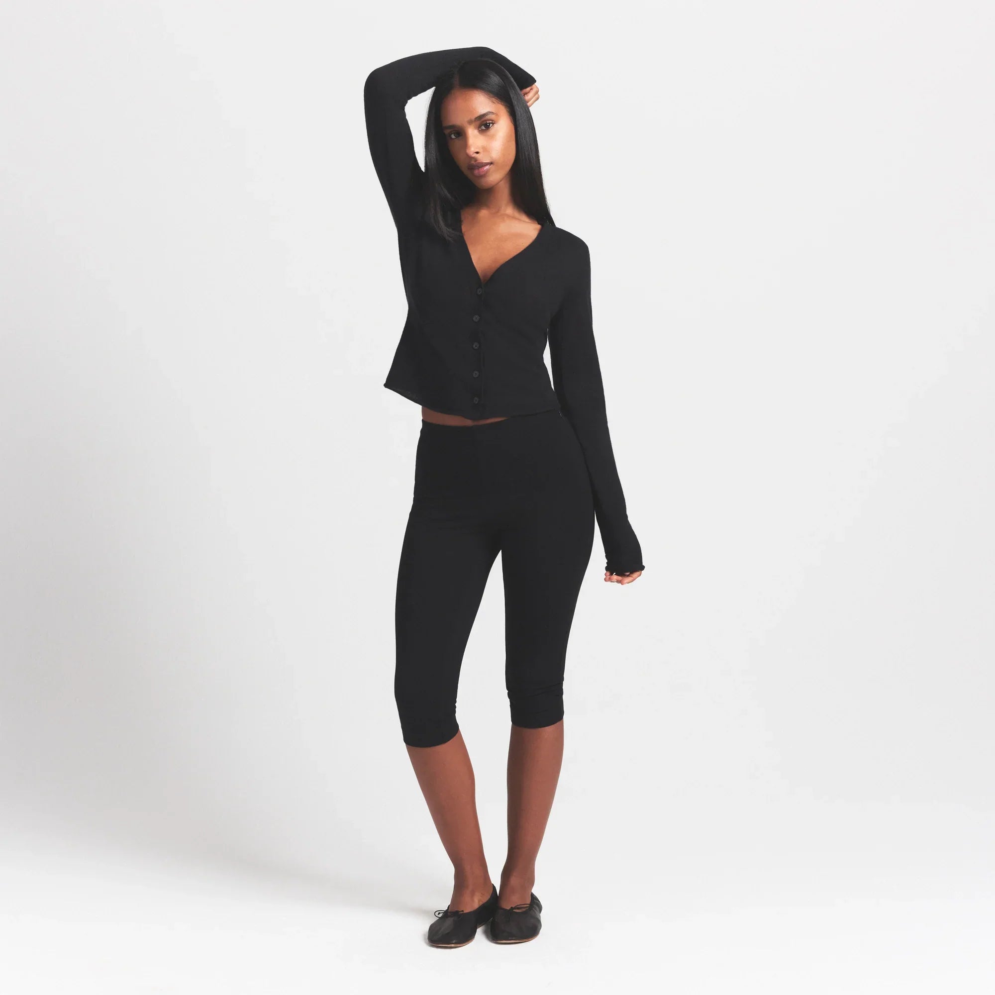 SKIMS FEATHERWEIGHT CASHMERE CARDIGAN | ONYX - Mind Türkiye
