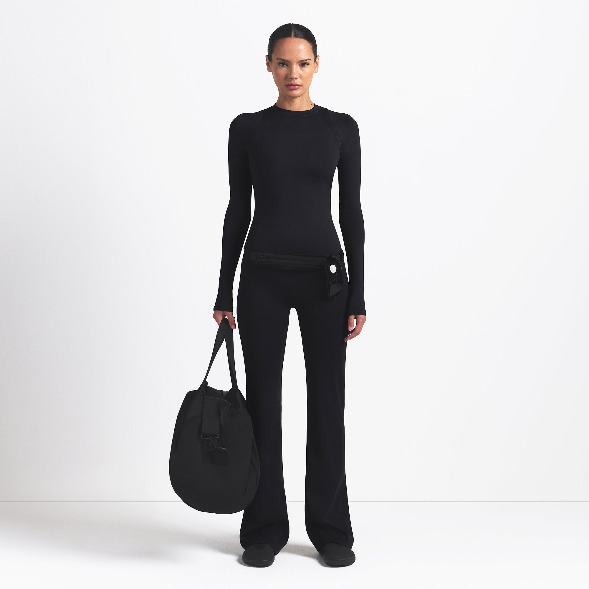 NikeSKIMS AIRY LONG SLEEVE CREW NECK TOP | OBSIDIAN - Mind Türkiye