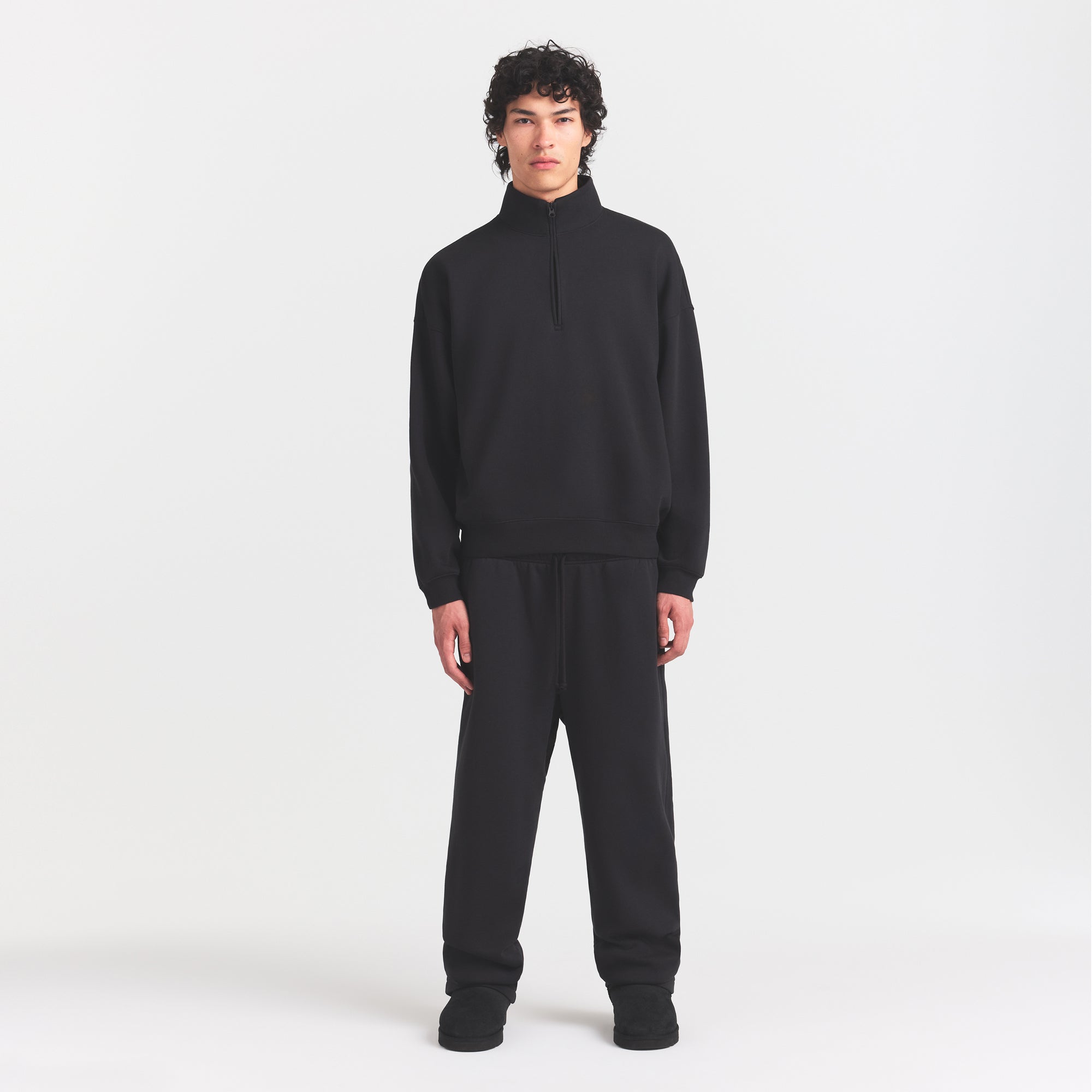SKIMS FLEECE LOUNGE MENS RELAXED QUARTER ZIP | WASHED ONYX - Mind Türkiye