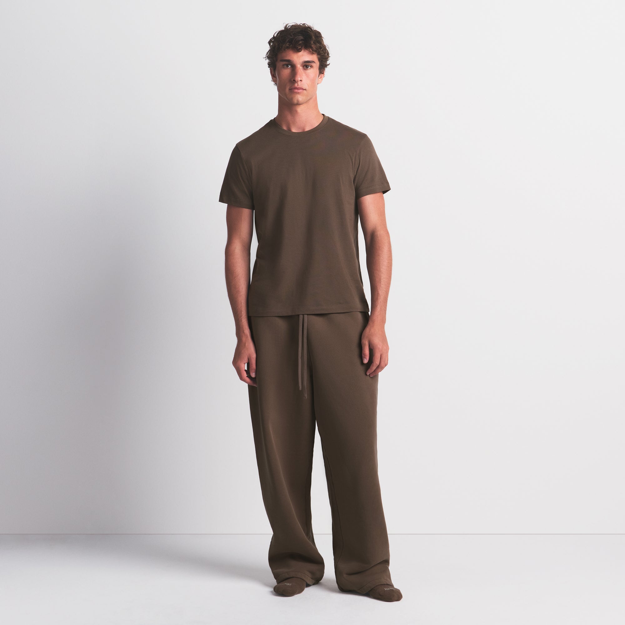 SKIMS COTTON MENS CLASSIC T-SHIRT | DRIFTWOOD - Mind Türkiye