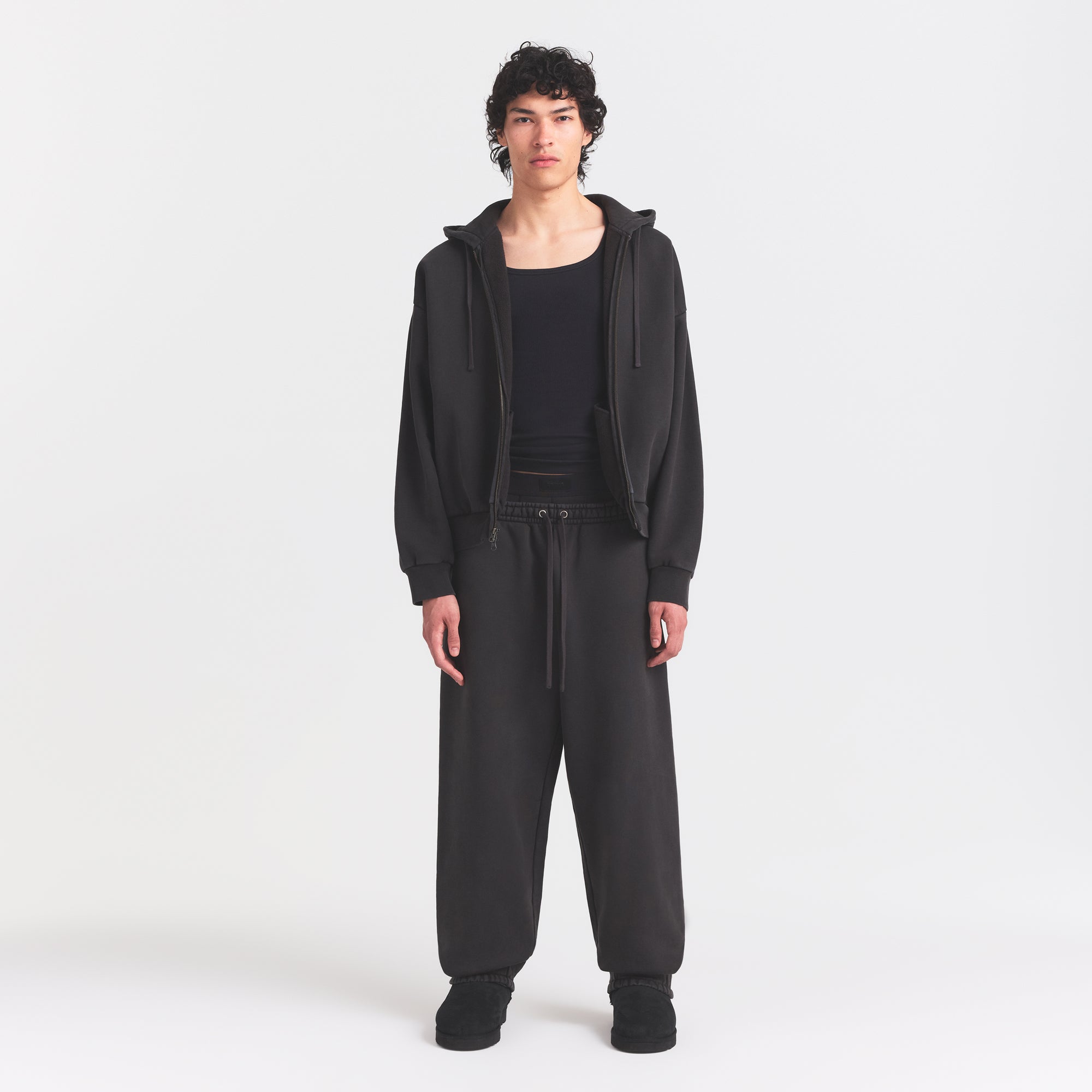 SKIMS HEAVYWEIGHT FLEECE MENS ZIP UP HOODIE | WASHED ONYX - Mind Türkiye