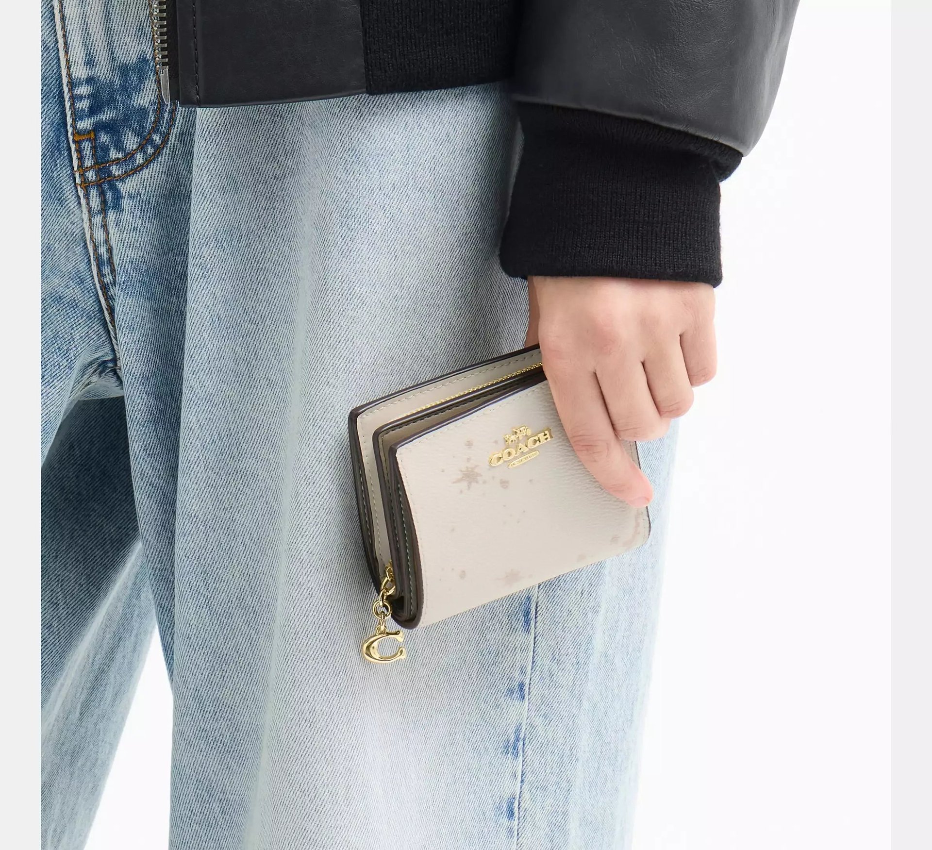 Coach Snap Wallet With Star Print – Gold/Chalk Multi - Mind Türkiye