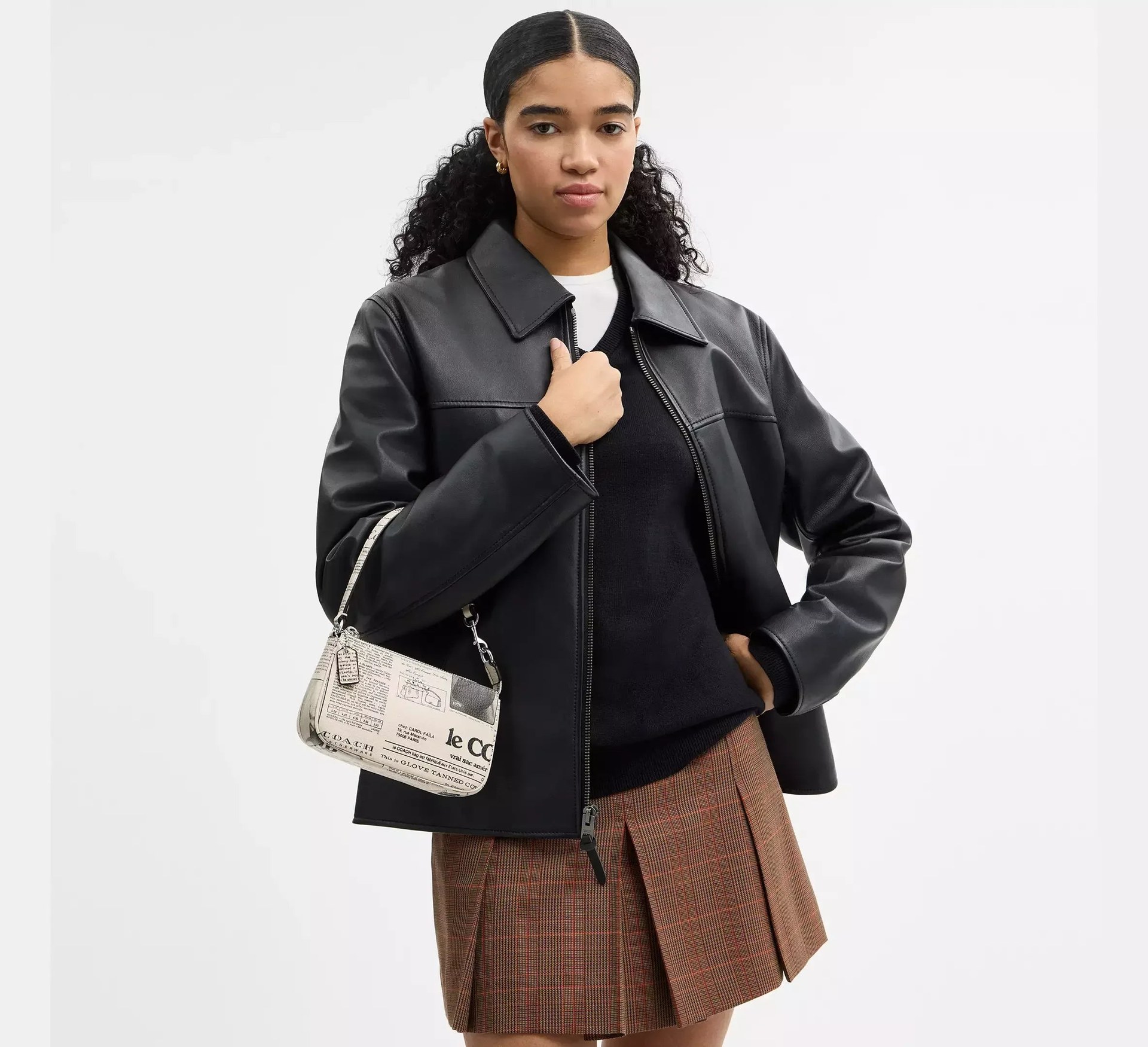 Coach Nolita 19 With Newspaper Print – Silver/Chalk Multi - Mind Türkiye