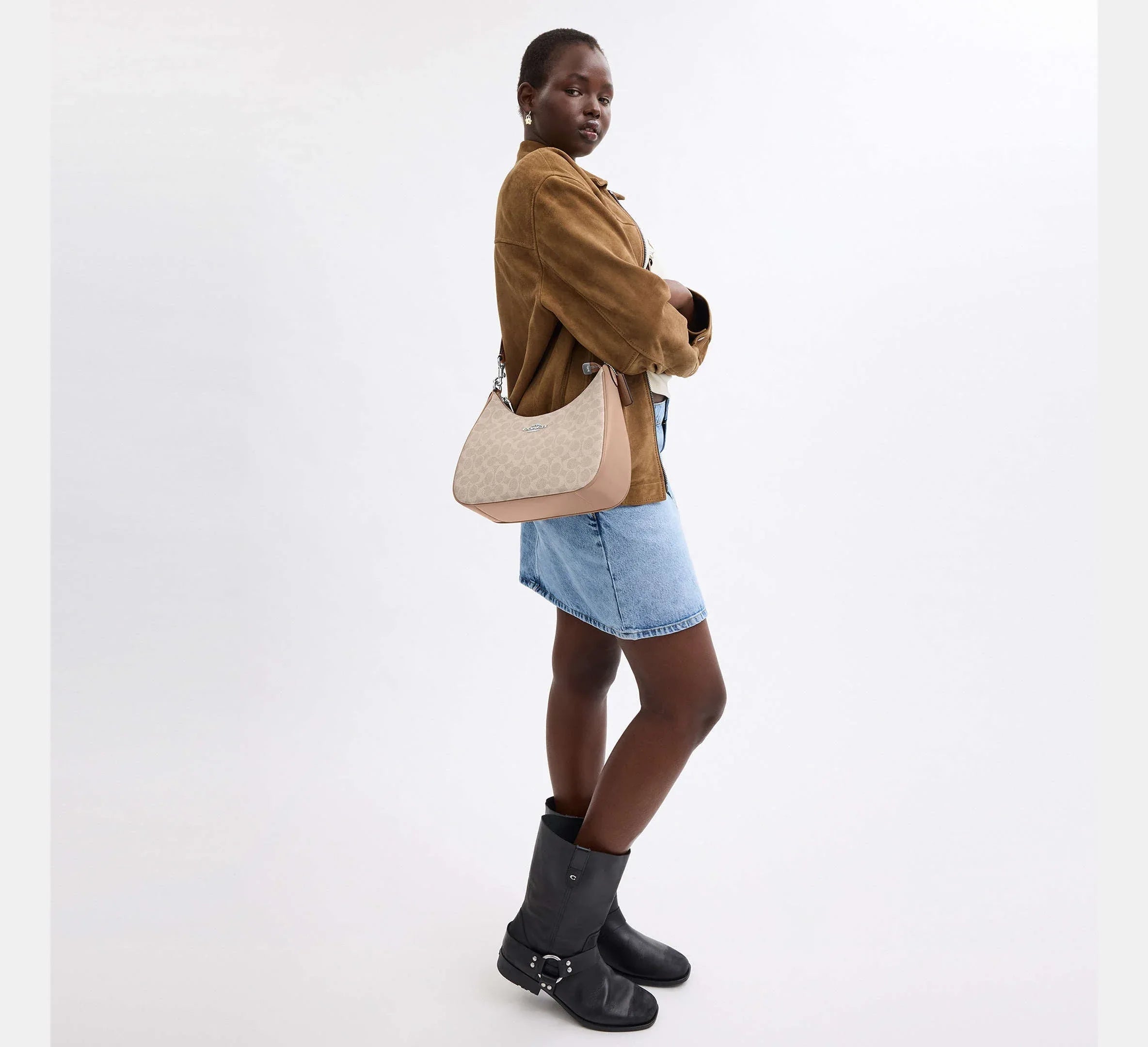 Coach Teri Hobo Bag In Signature – Silver/Sand/Taupe - Mind Türkiye