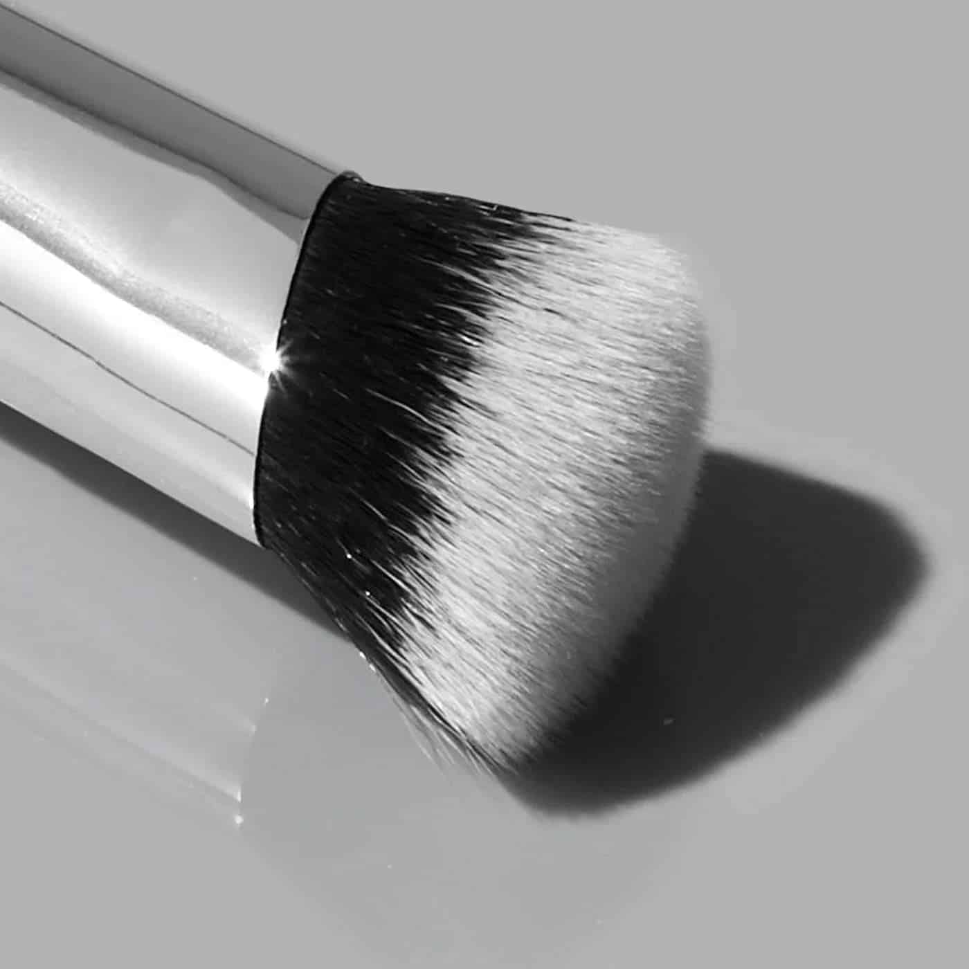 Haus Labs Triclone™ Skin Tech Concealer Brush – Kapatıcı Fırçası - Mind Türkiye