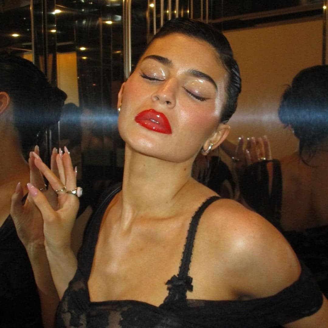 Kylie Boss Matte Lip Kit And Match My Energy Gloss Drip - Mind Türkiye