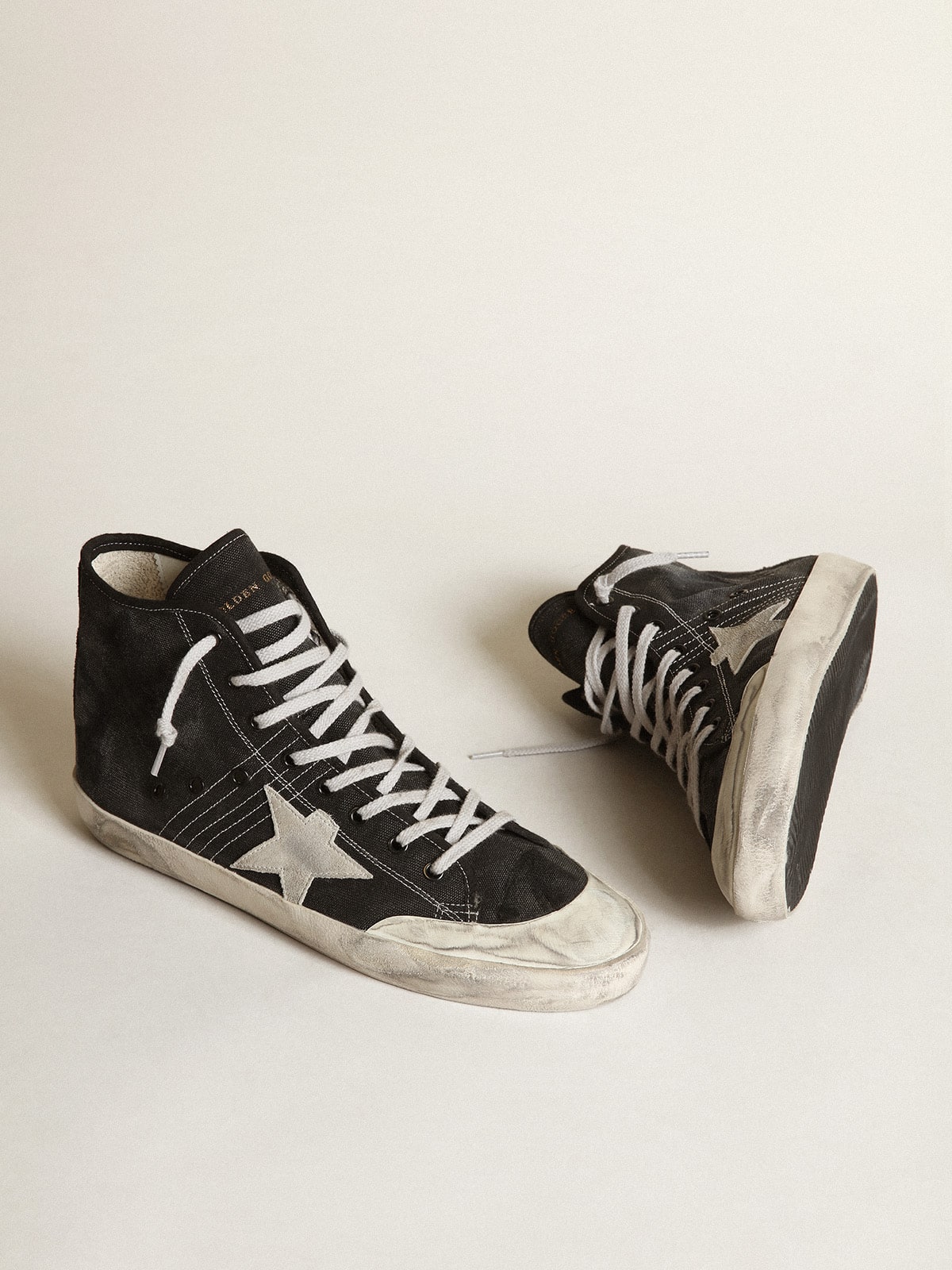 Golden Goose Francy Penstar In Black Canvas With White Suede Star And Black Suede Heel Tab - Mind Türkiye