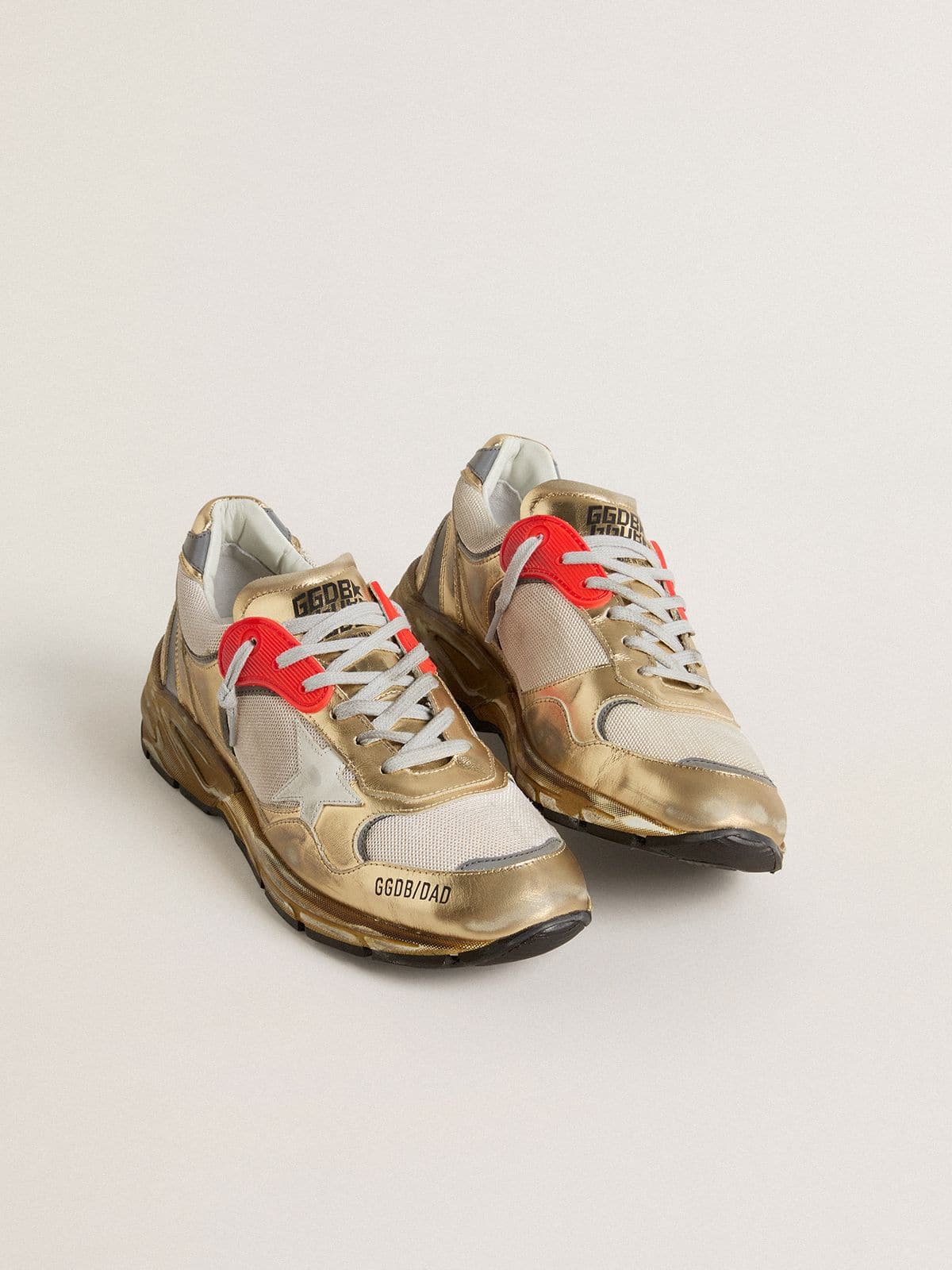Golden Goose Men’s Dad-Star In Mesh And Gold Foiled Leather With White Leather Star - Mind Türkiye