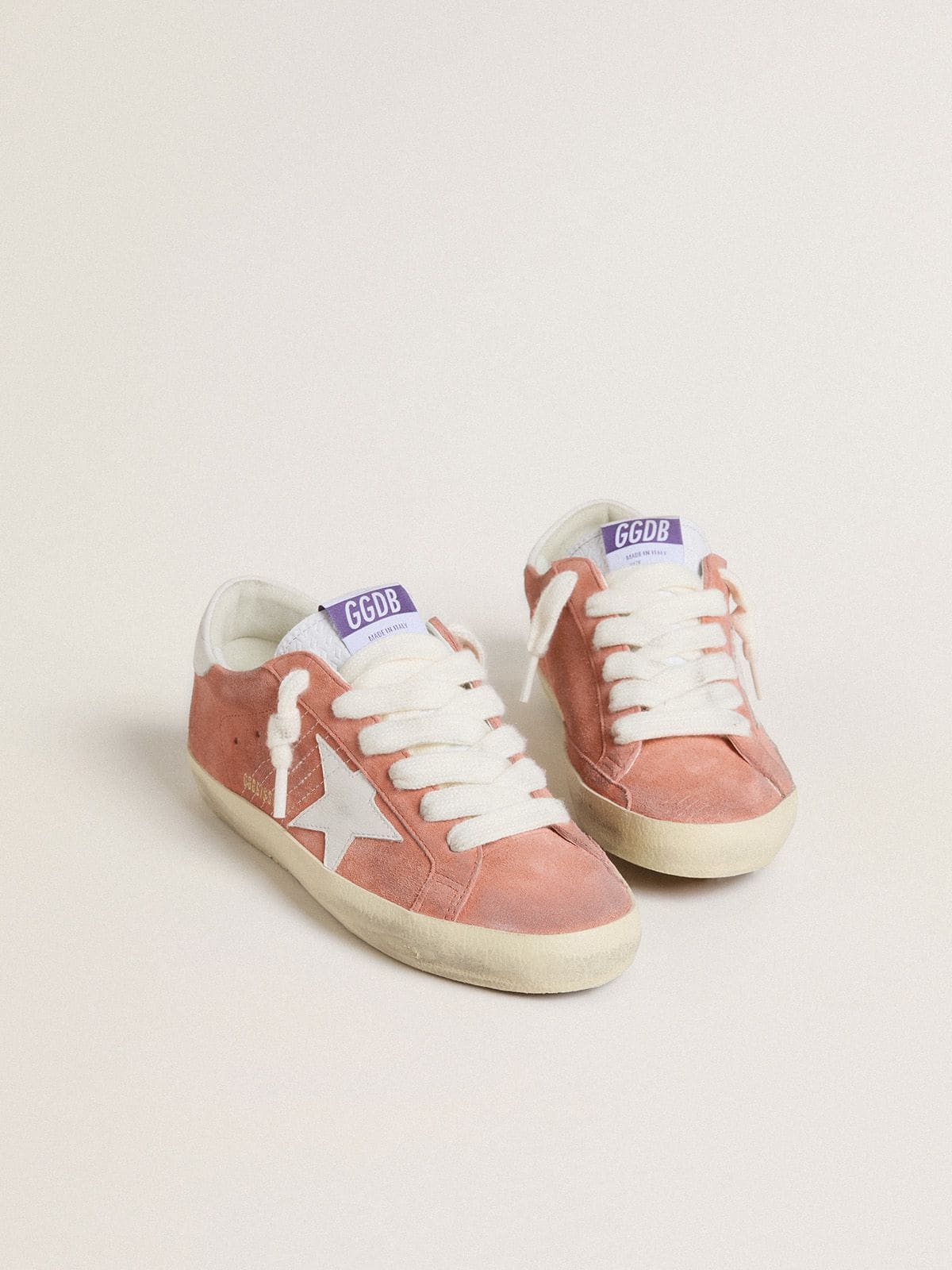 Golden Goose Women’s Super-Star In Coral Suede With White Leather Star And Heel Tab - Mind Türkiye