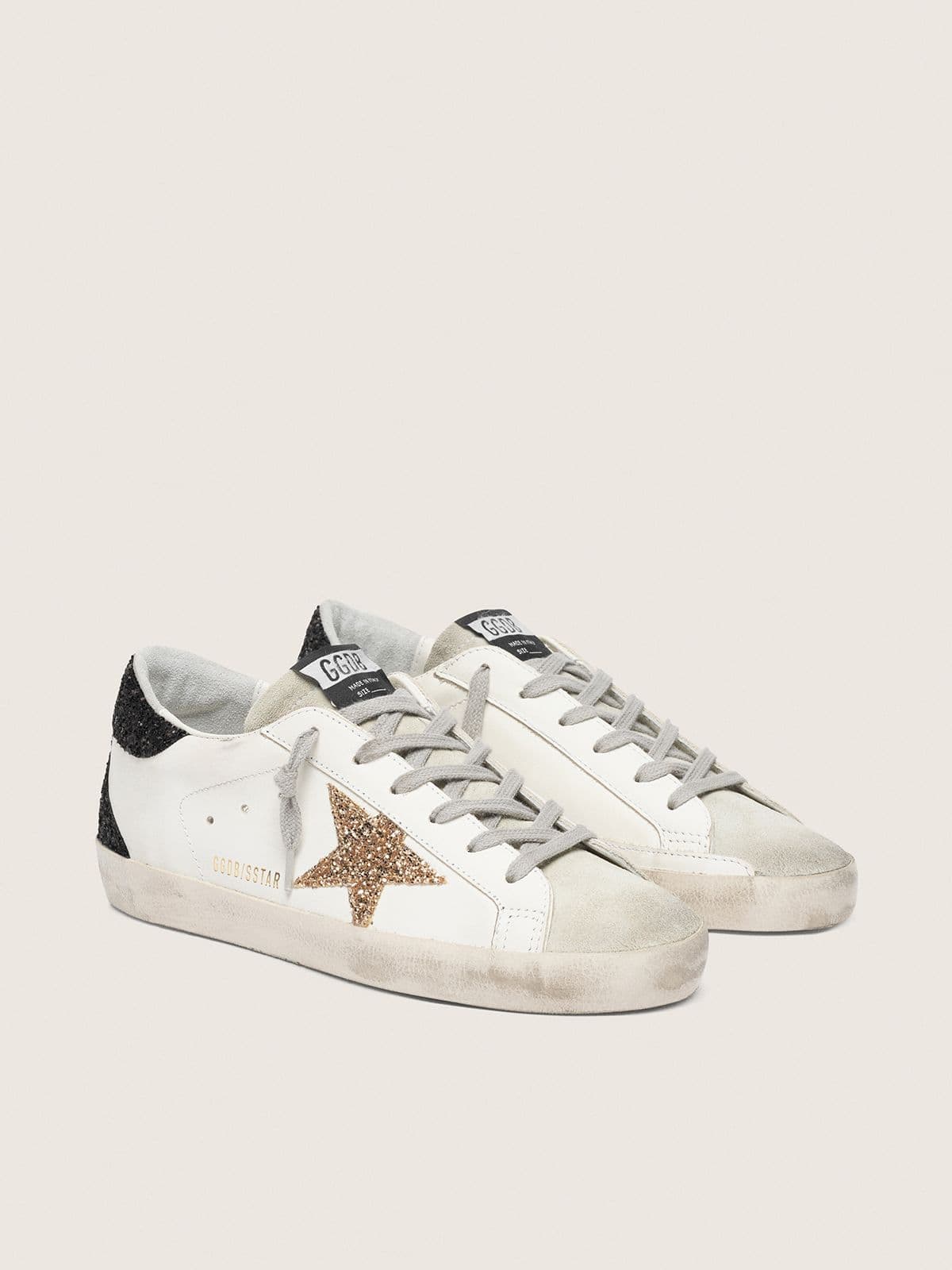 Golden Goose Women’s Super-Star In Nappa Leather With Gold Glitter Star And Black Glitter Heel Tab - Mind Türkiye