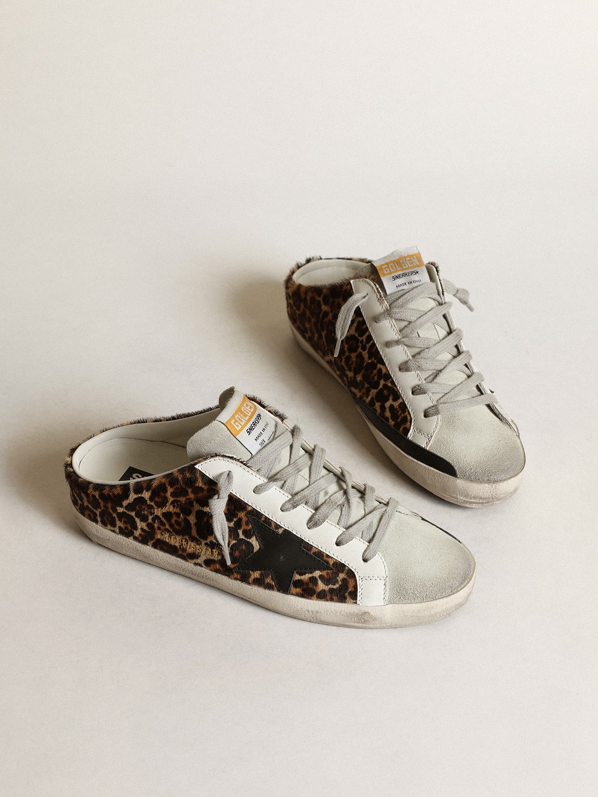 Golden Goose Women’s Super-Star Sabot In Leopard Print Pony Skin With Black Star - Mind Türkiye