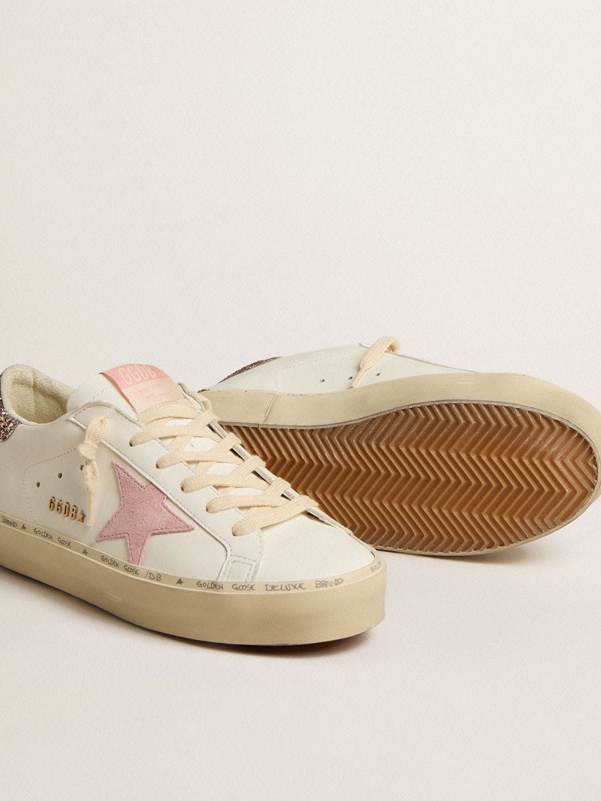 Golden Goose Hi Star In White Leather With Pink Suede Star And Pink Glitter Heel Tab - Mind Türkiye
