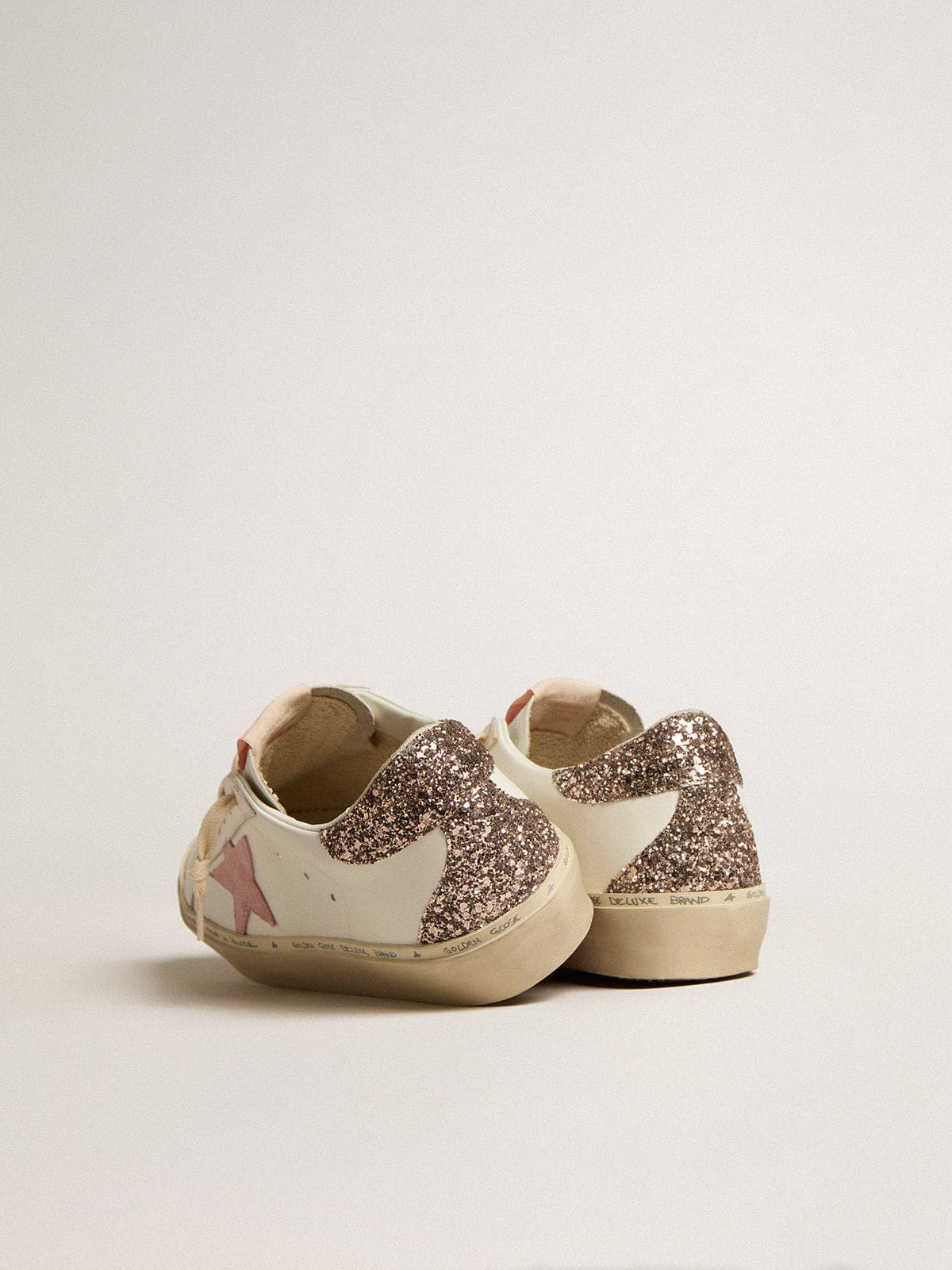 Golden Goose Hi Star In White Leather With Pink Suede Star And Pink Glitter Heel Tab - Mind Türkiye