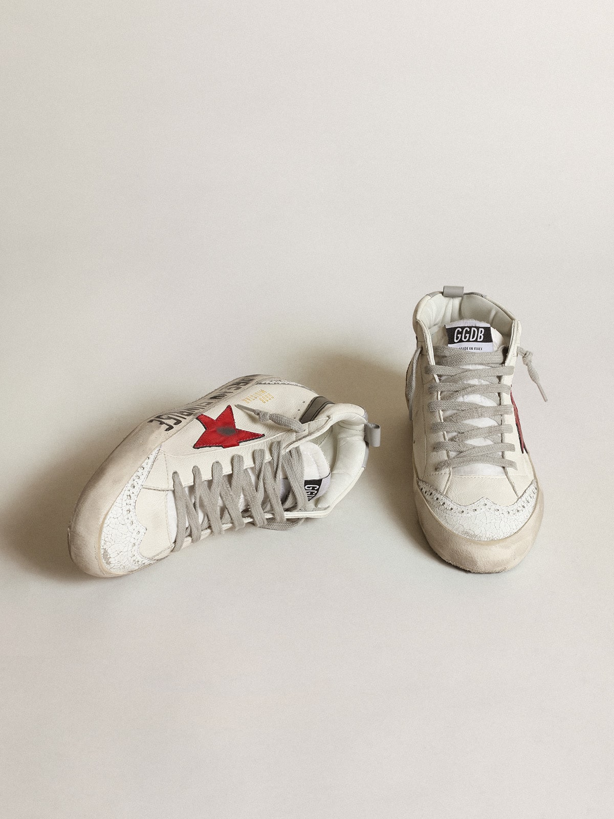Golden Goose Mid Star With A Pink Laminated Leather Star And Black Flash - Mind Türkiye