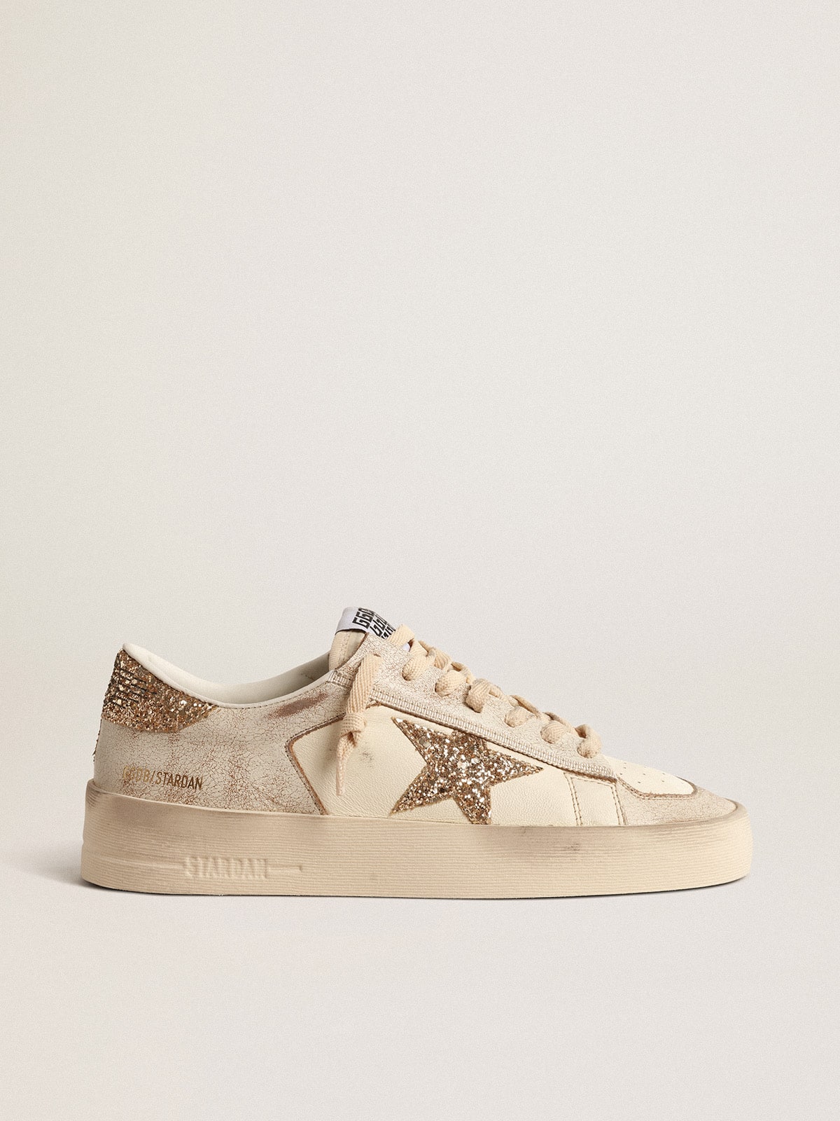 Golden Goose Women’s Stardan In Ecru Nappa Leather With Gold Glitter Star And Heel Tab - Mind Türkiye