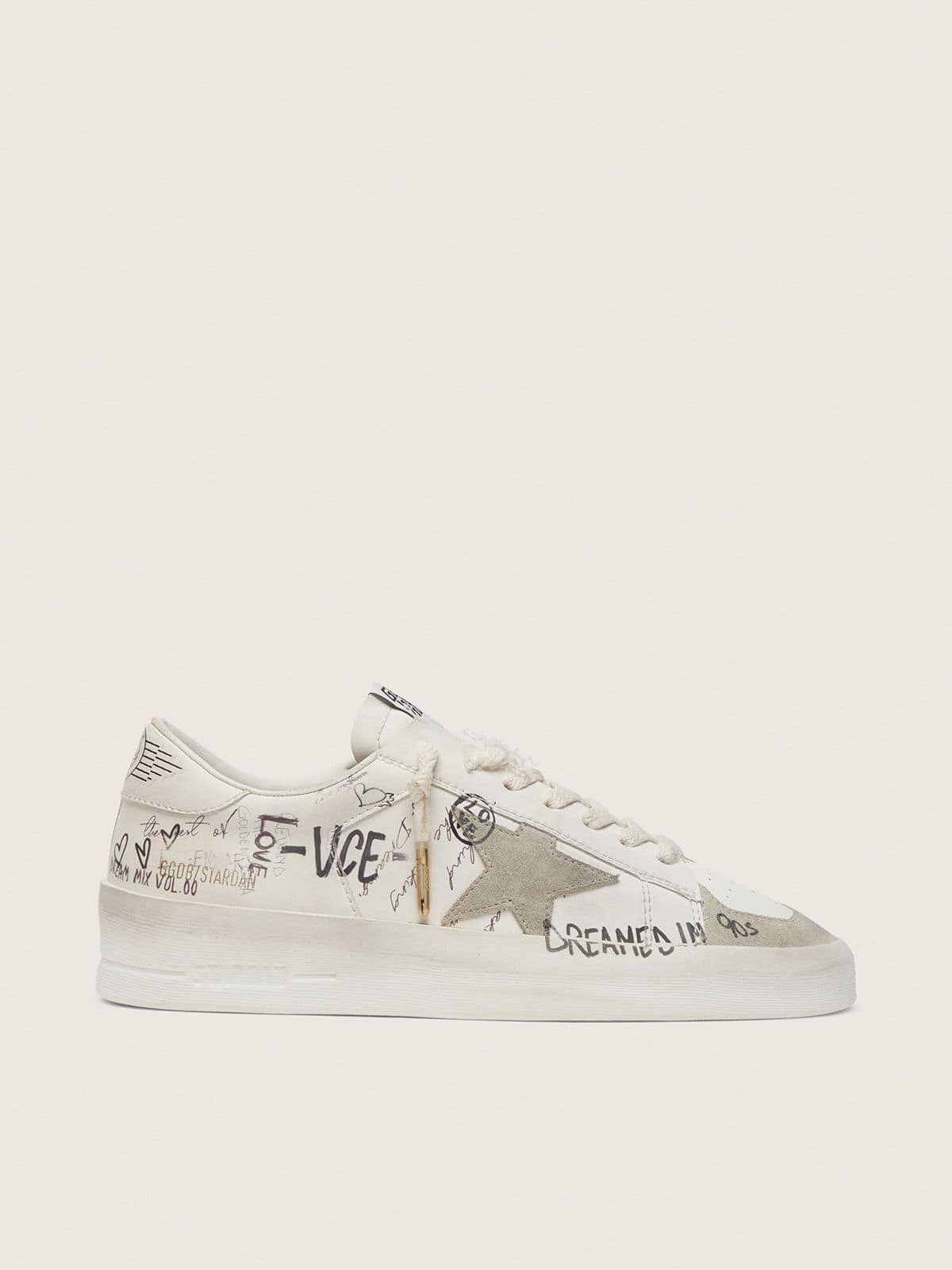 Golden Goose Stardan With Beige Suede Star And Toe And All Over Lettering And Patterns - Mind Türkiye