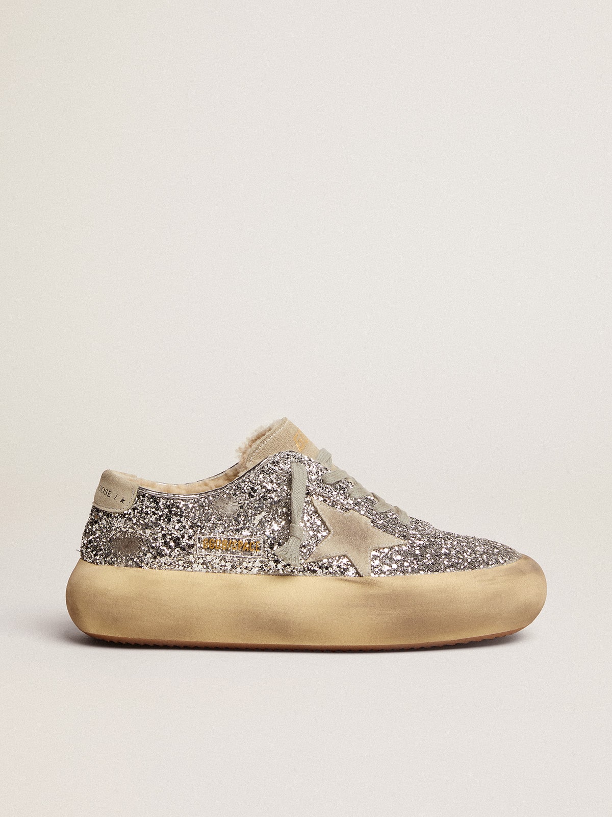Golden Goose Women’s Space-Star Shoes In Silver Glitter With Shearling Lining - Mind Türkiye
