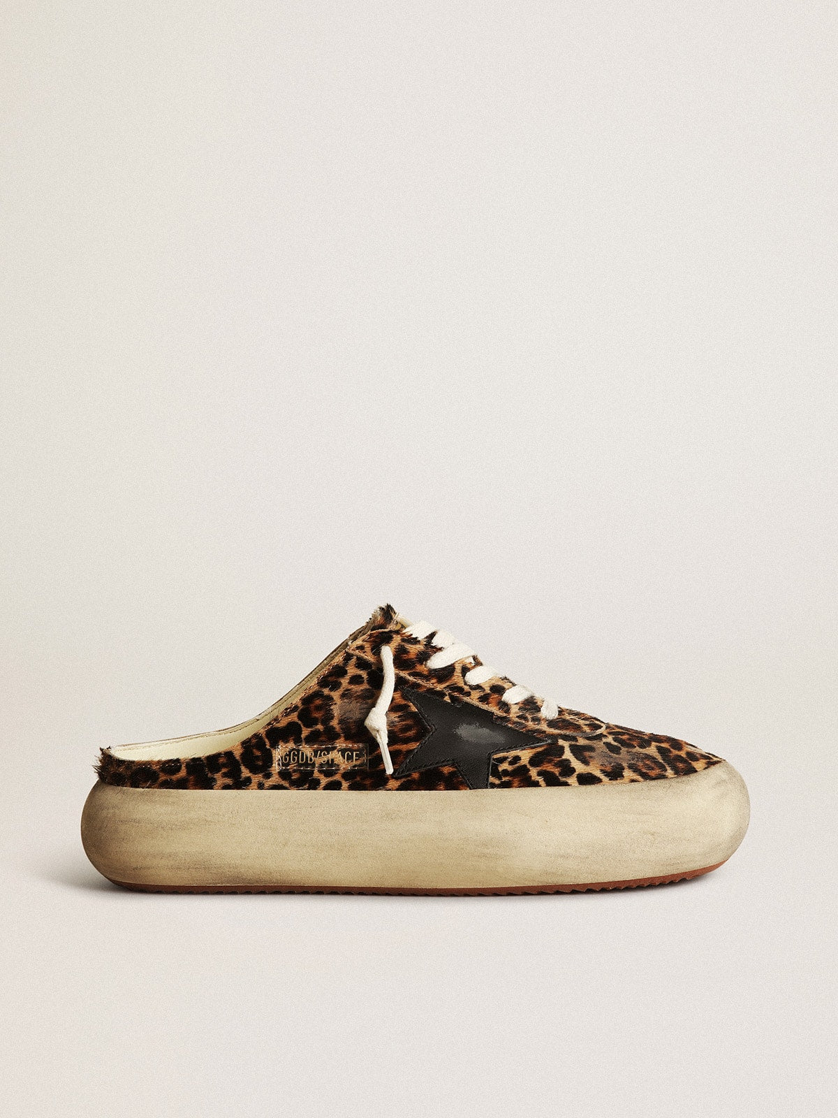Golden Goose Women’s Space-Star Sabot In Leopard Print Pony Skin With Black Star - Mind Türkiye