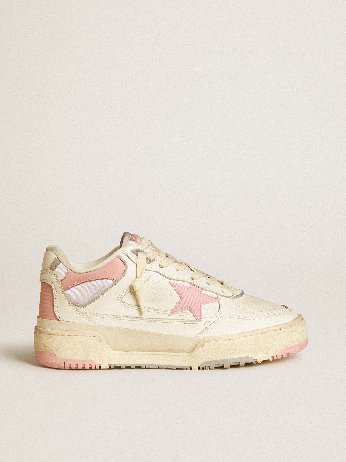 Golden Goose Women’s Forty2 With Pink Star And White Leather Heel Tab - Mind Türkiye
