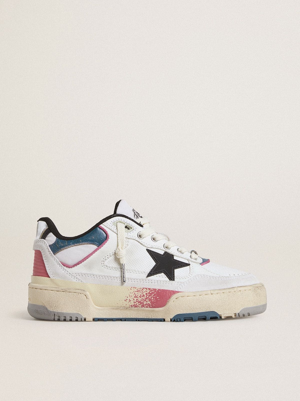 Golden Goose Women’s Forty2 With Black Star And Silver Foiled Leather Heel Tab - Mind Türkiye