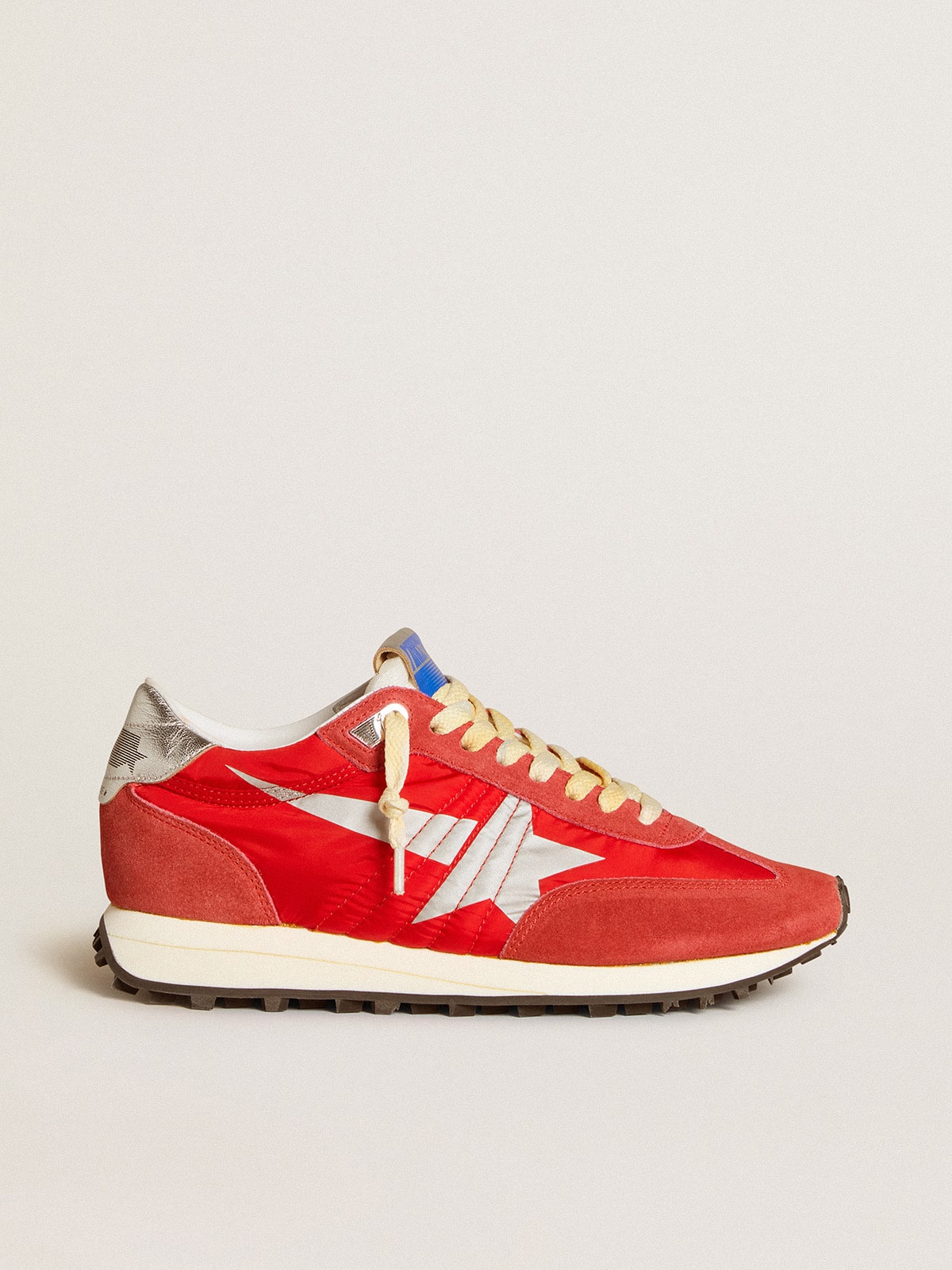 Golden Goose Women’s Marathon With Red Nylon Upper And Silver Star - Mind Türkiye