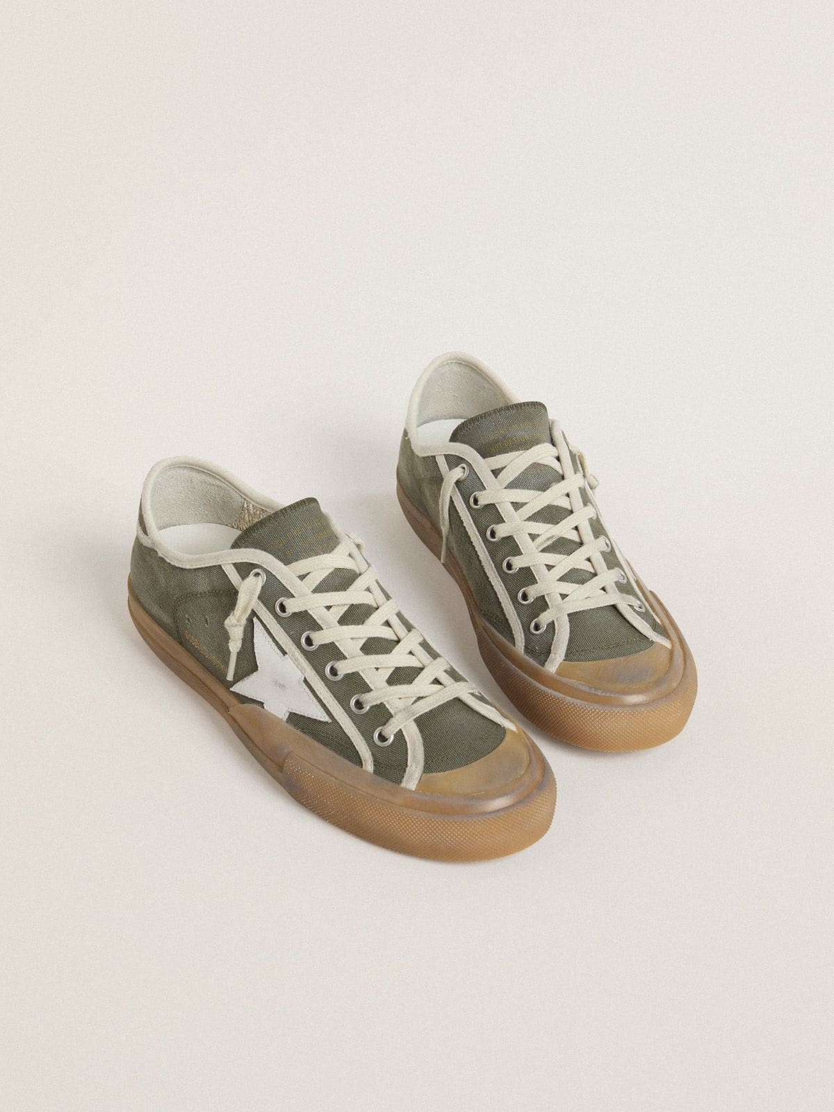 Golden Goose Women’s Super-Star LTD In Green Canvas With White Leather Star - Mind Türkiye