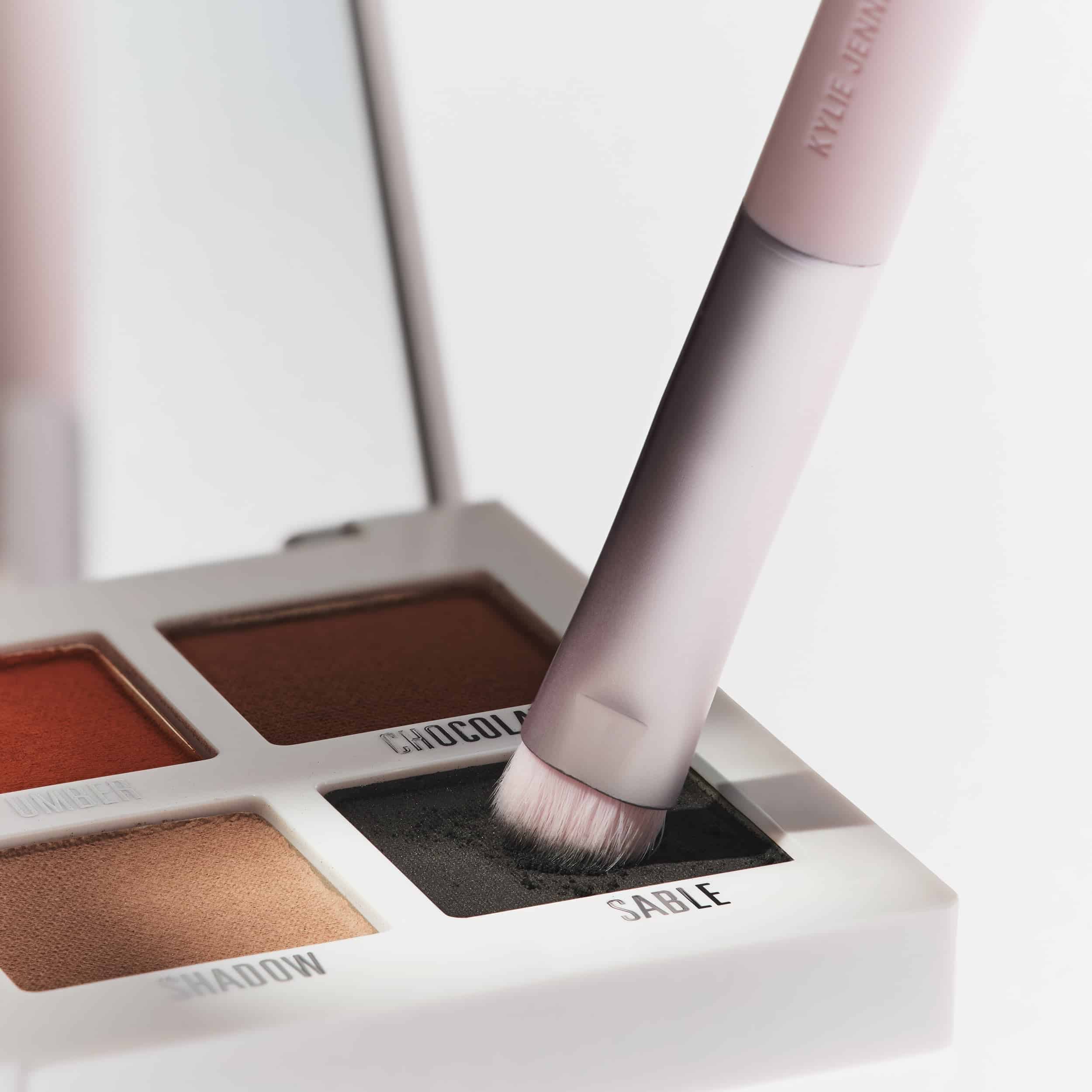 Kylie Eyeshadow Shader Brush 06 - Mind Türkiye