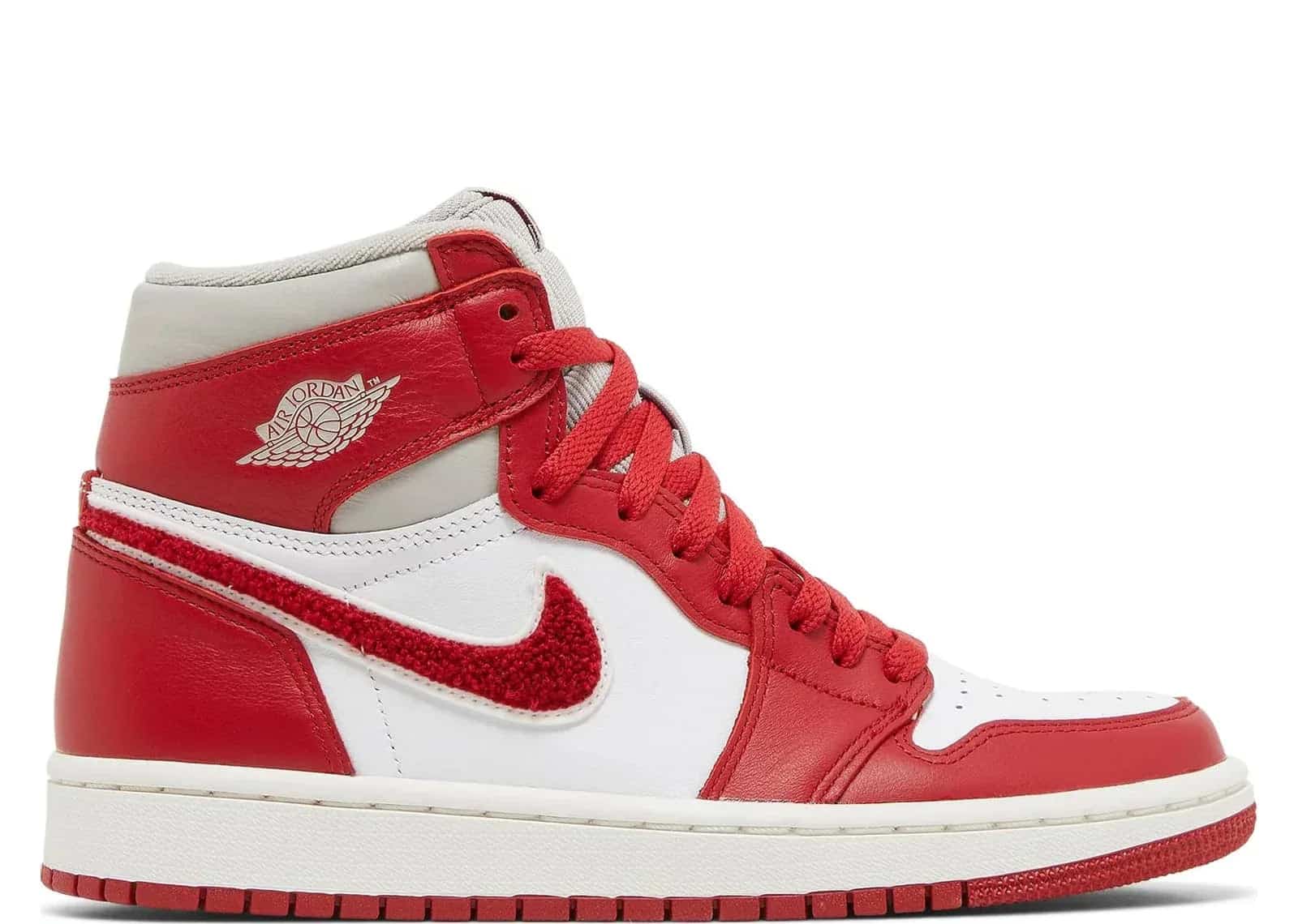 Nike Air Jordan 1 Retro High OG Varsity Red (W)