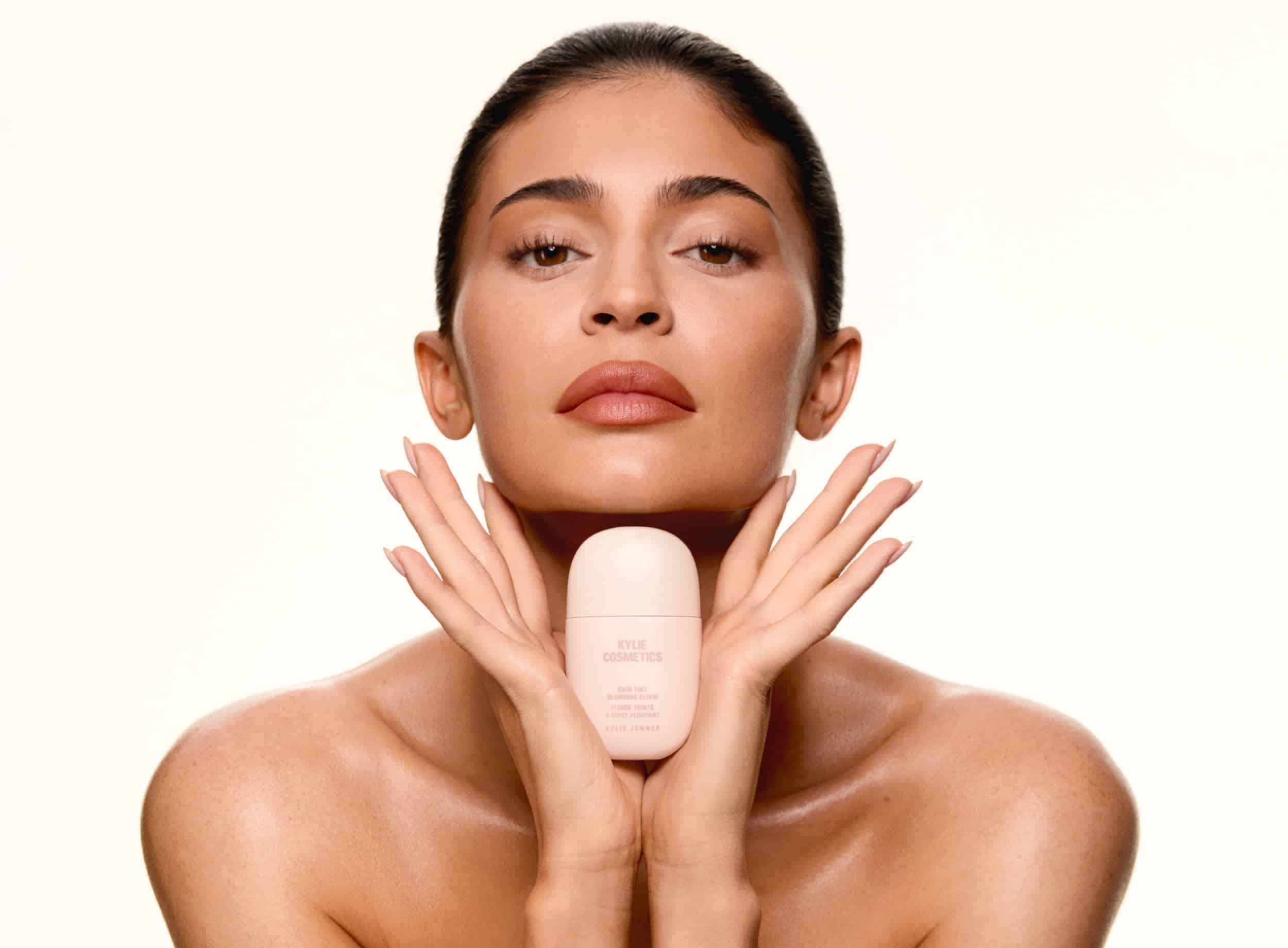 Kylie Skin Tint Campaign Look Bundle - Mind Türkiye