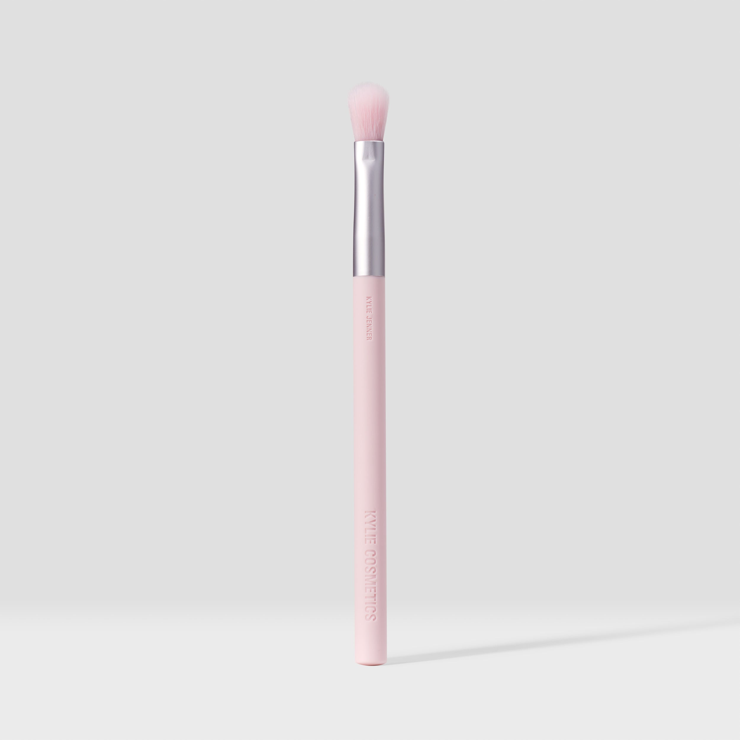 Kylie Eyeshadow Crease Blending Brush 08